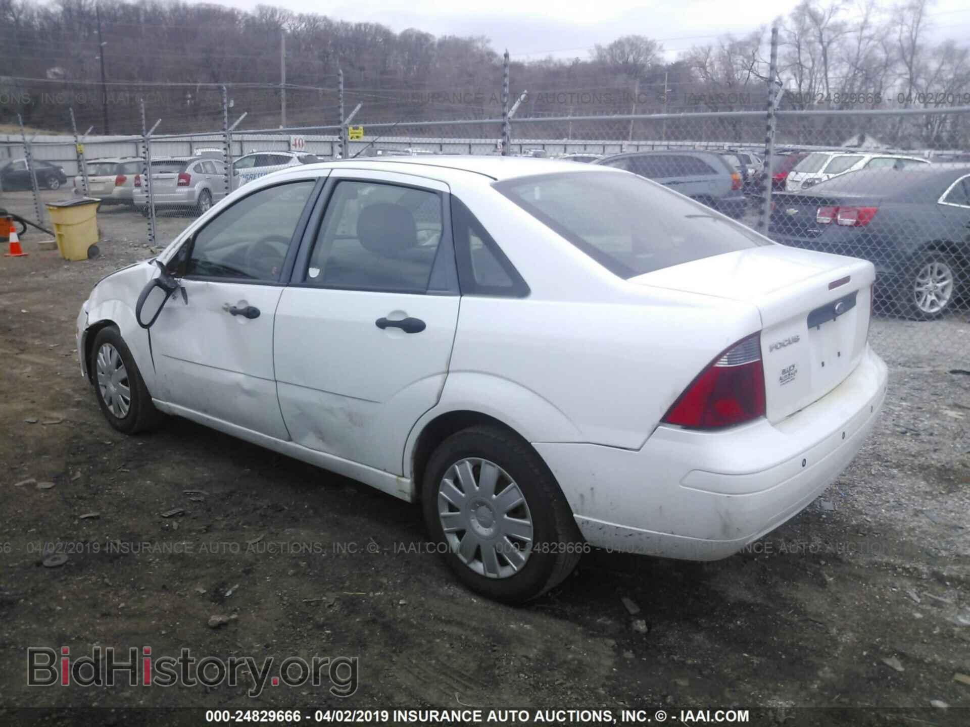 2007 FORD FOCUS - VIN: 1FAHP34N97W310506 - Фото 3