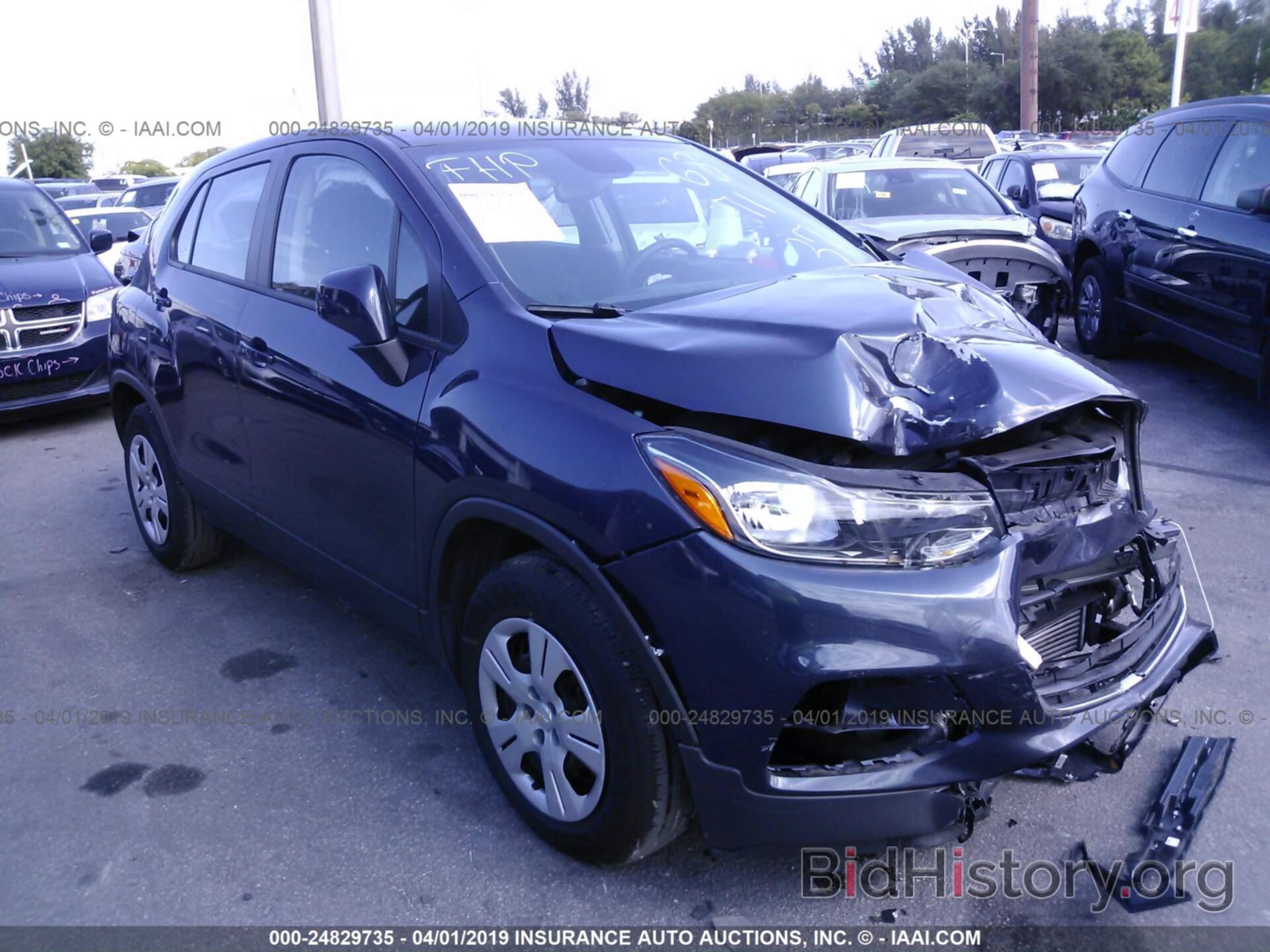 Photo 3GNCJKSB2JL377168 - CHEVROLET TRAX 2018