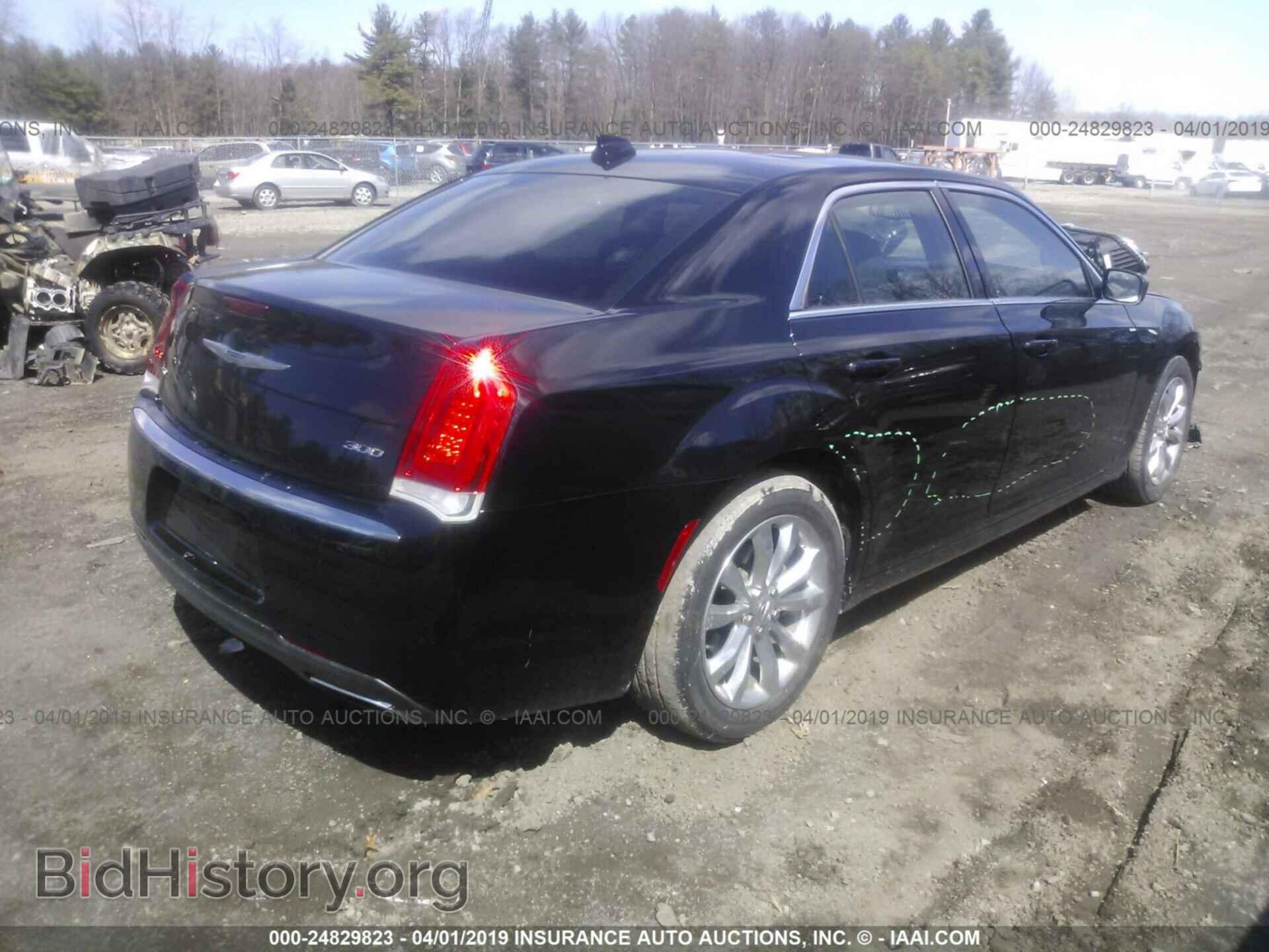 2016 CHRYSLER 300 - VIN: 2C3CCARG7GH248928 - Фото 4