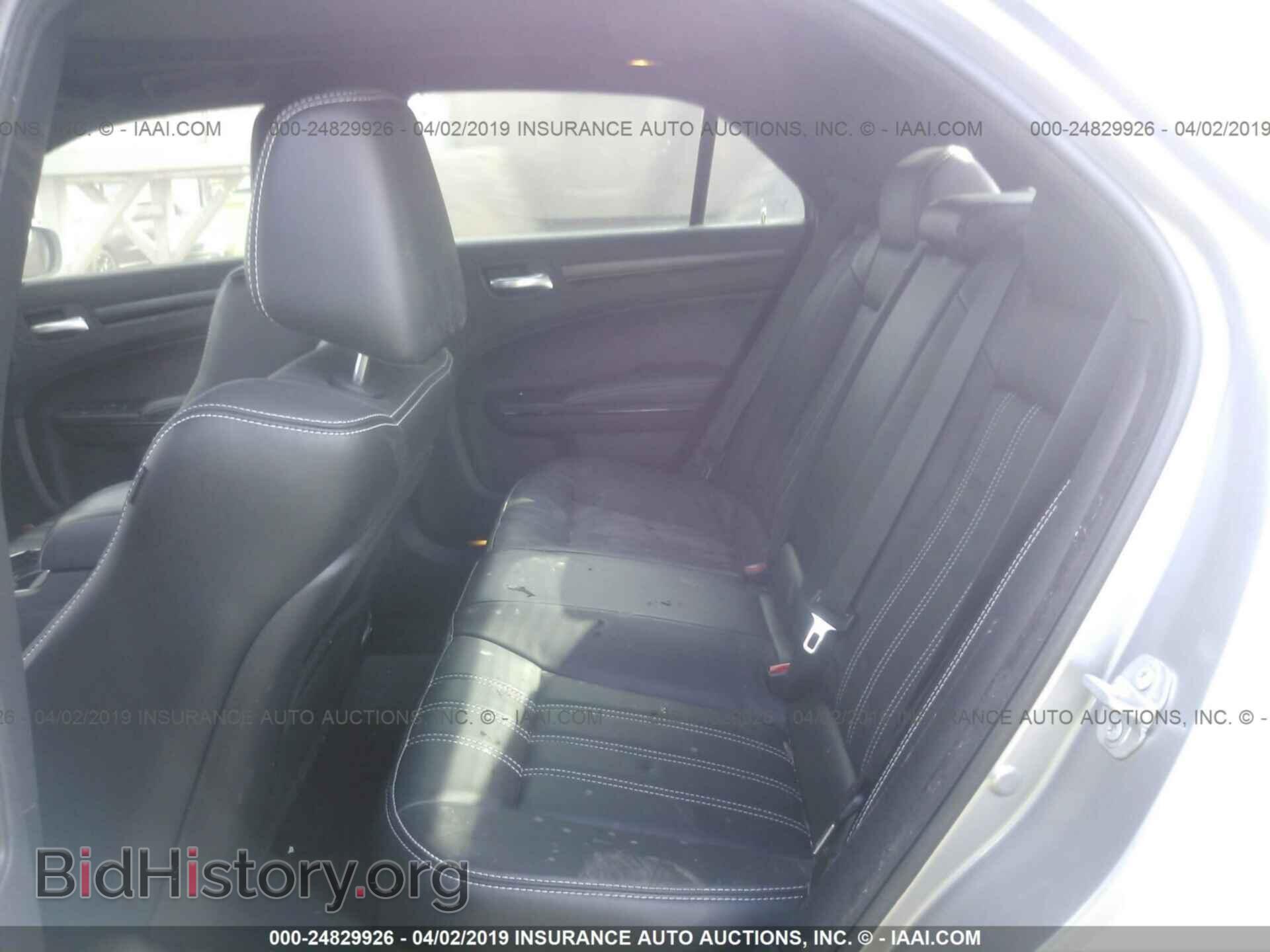 2016 CHRYSLER 300 - VIN: 2C3CCAGGXGH213058 - Фото 8