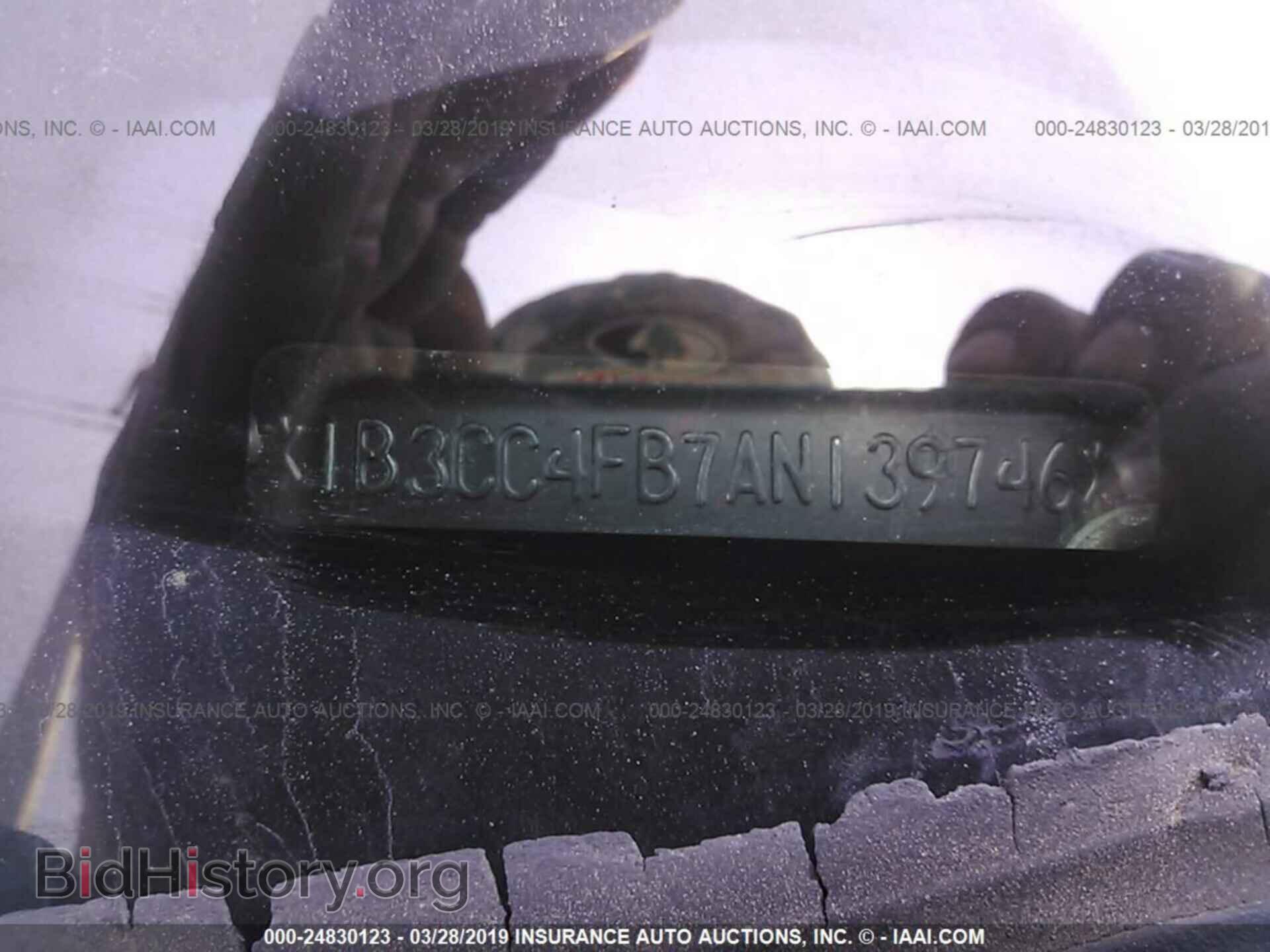 2010 DODGE AVENGER - VIN: 1B3CC4FB7AN139746 - Photo 9
