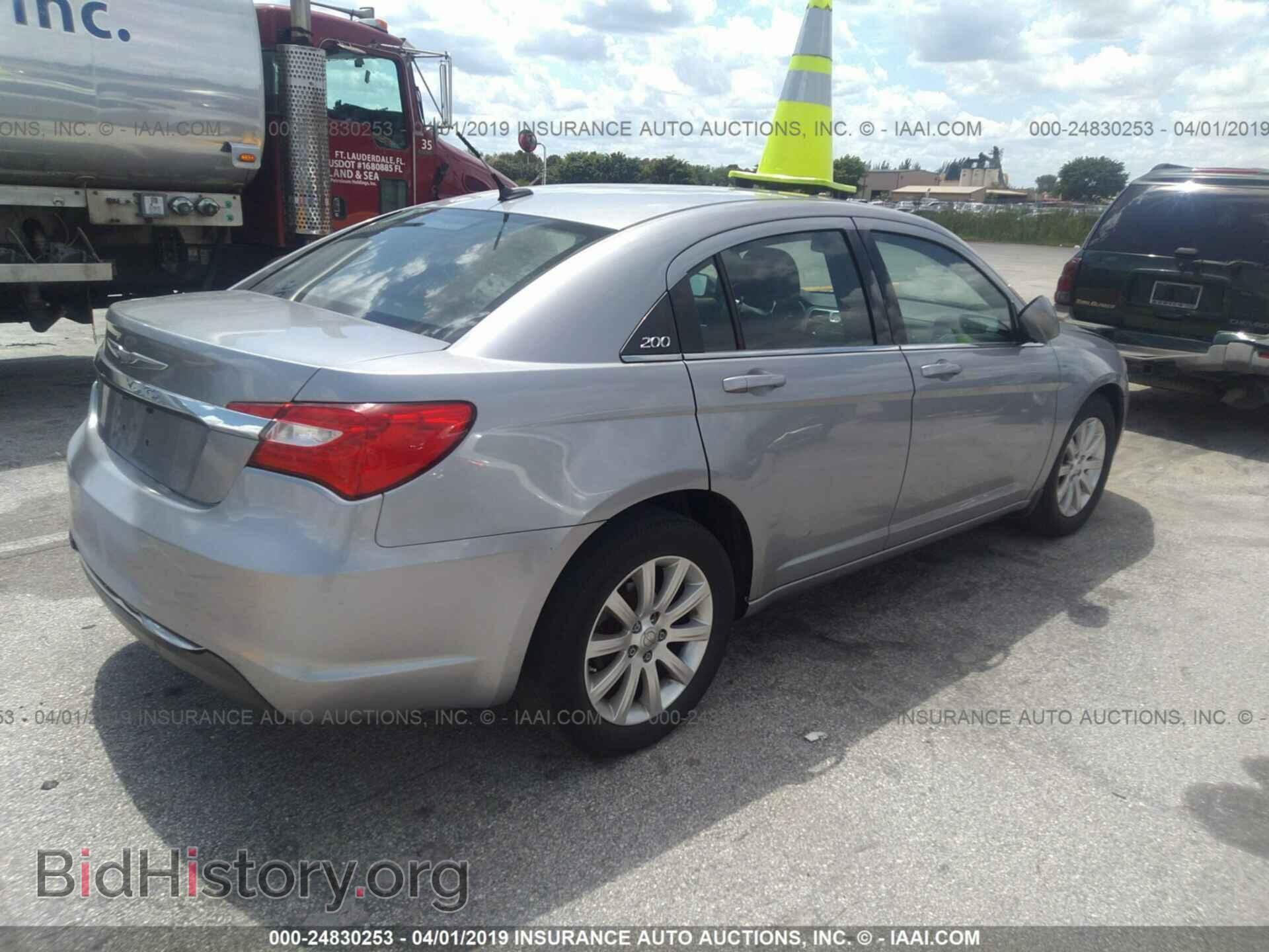 2013 CHRYSLER 200 - VIN: 1C3CCBBG2DN703154 - Фото 4