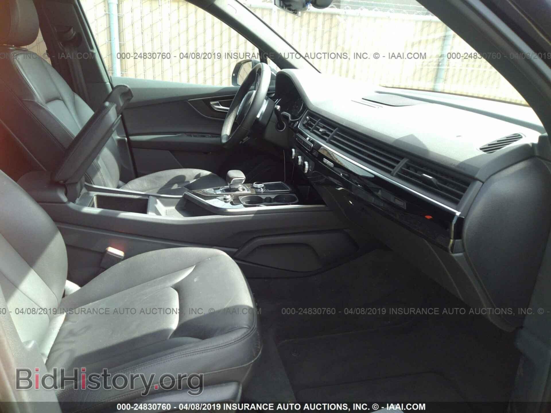 2017 AUDI Q7 - VIN: WA1AAAF78HD015100 - Photo 5