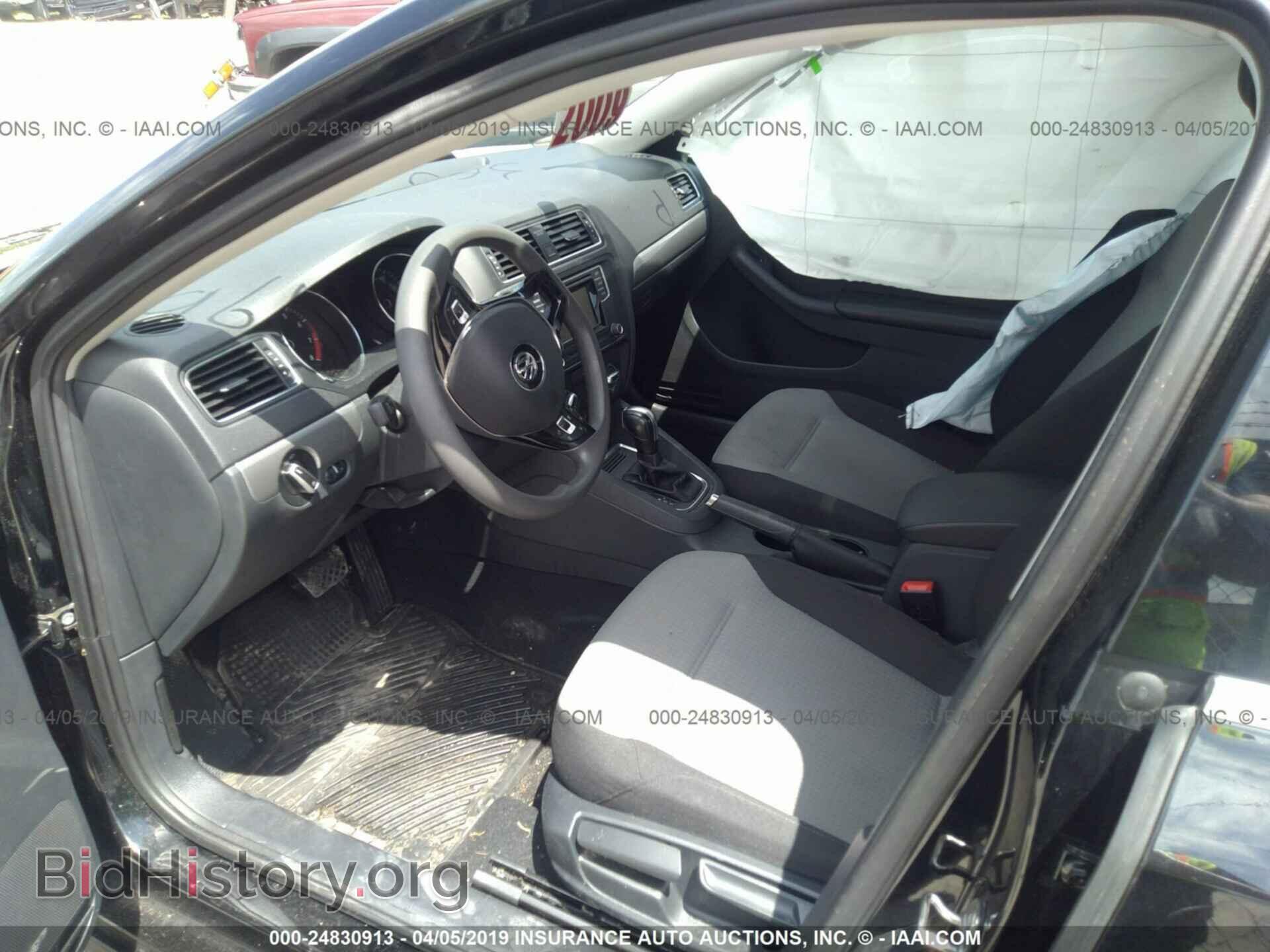 2017 VOLKSWAGEN JETTA - VIN: 3VW2B7AJ2HM210964 - Фото 5