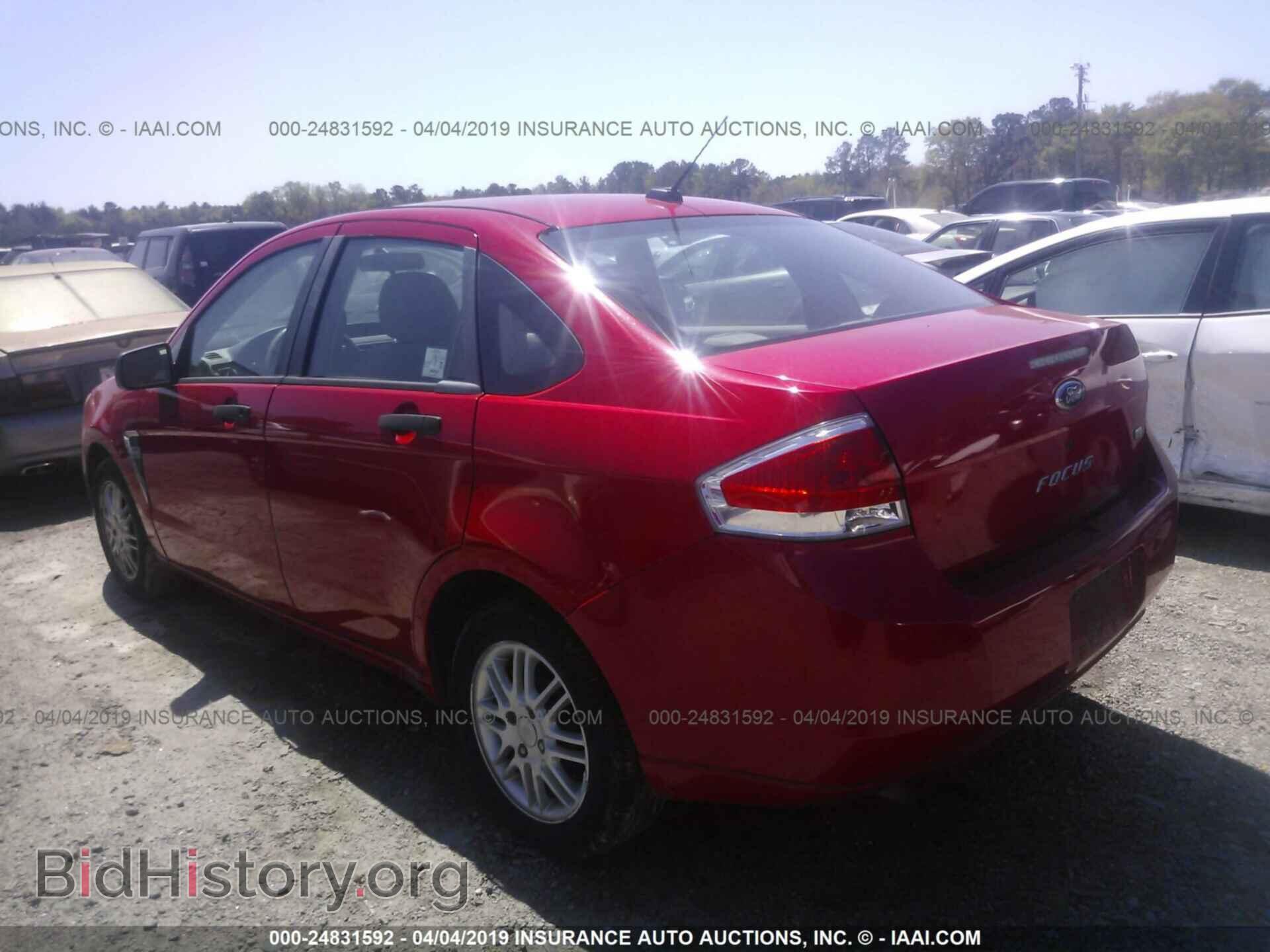 2008 FORD FOCUS - VIN: 1FAHP35N58W266987 - Фото 3