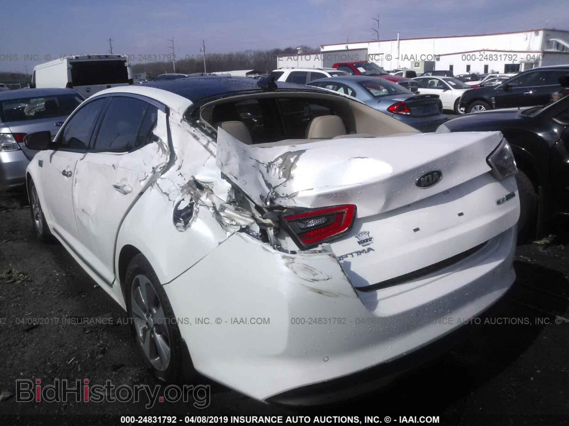 2014 KIA OPTIMA - VIN: KNAGN4AD4E5074490 - Photo 3
