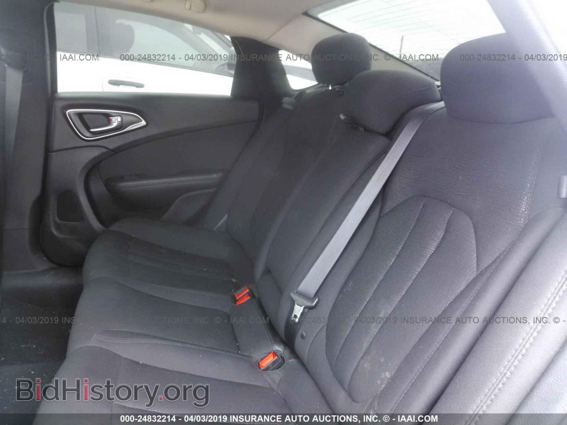 2016 CHRYSLER 200 - VIN: 1C3CCCAB8GN109619 - Фото 8