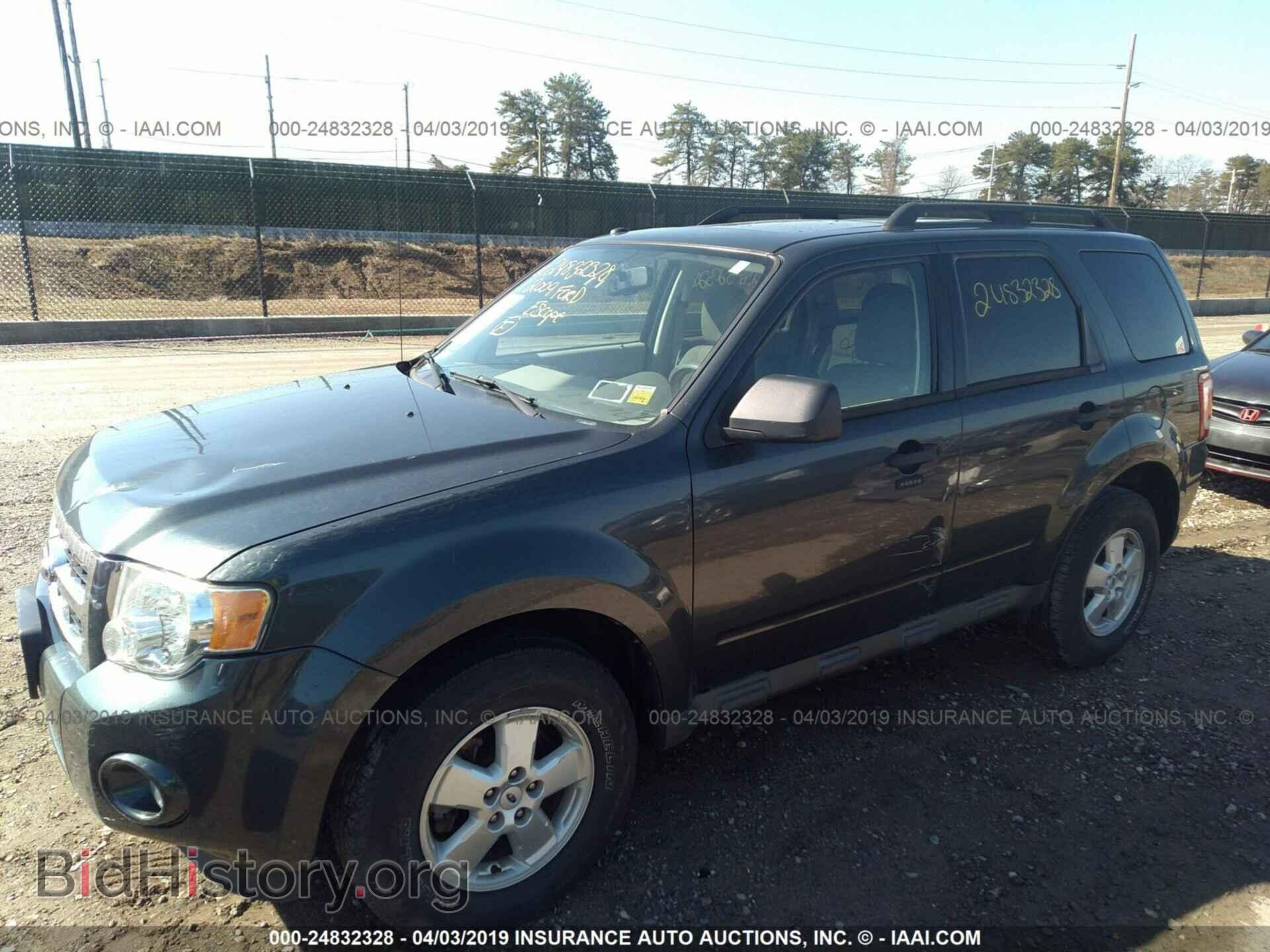 2009 FORD ESCAPE - VIN: 1FMCU93719KD04434 - Фото 2