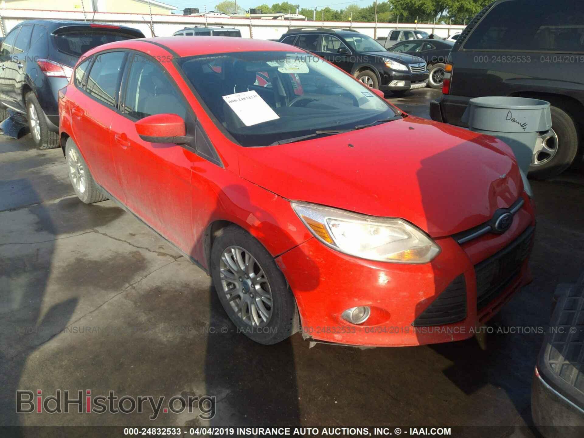 Photo 1FAHP3K2XCL123179 - FORD FOCUS 2012