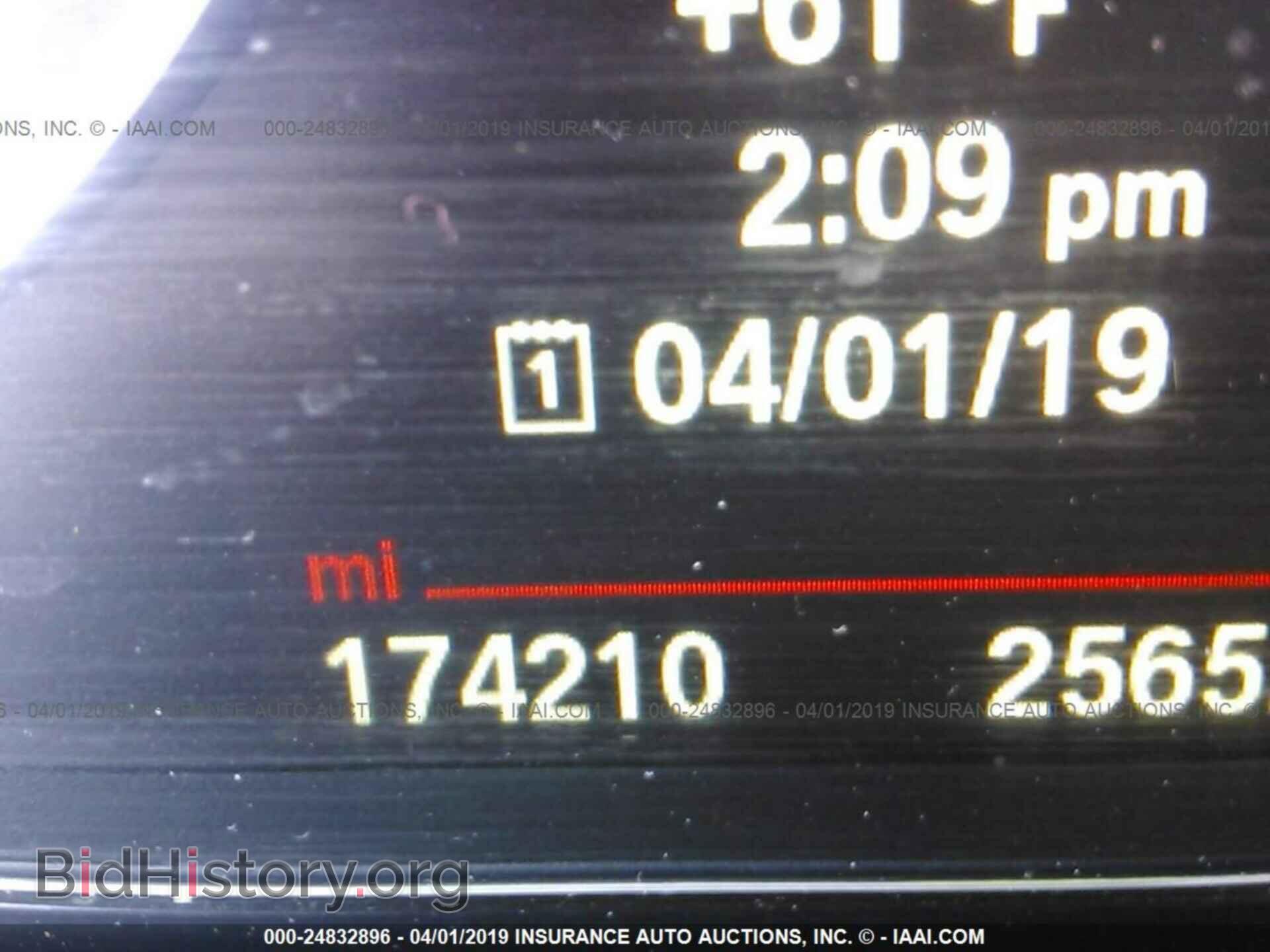 2014 BMW 320 - VIN: WBA3B1G59ENT00139 - Фото 7