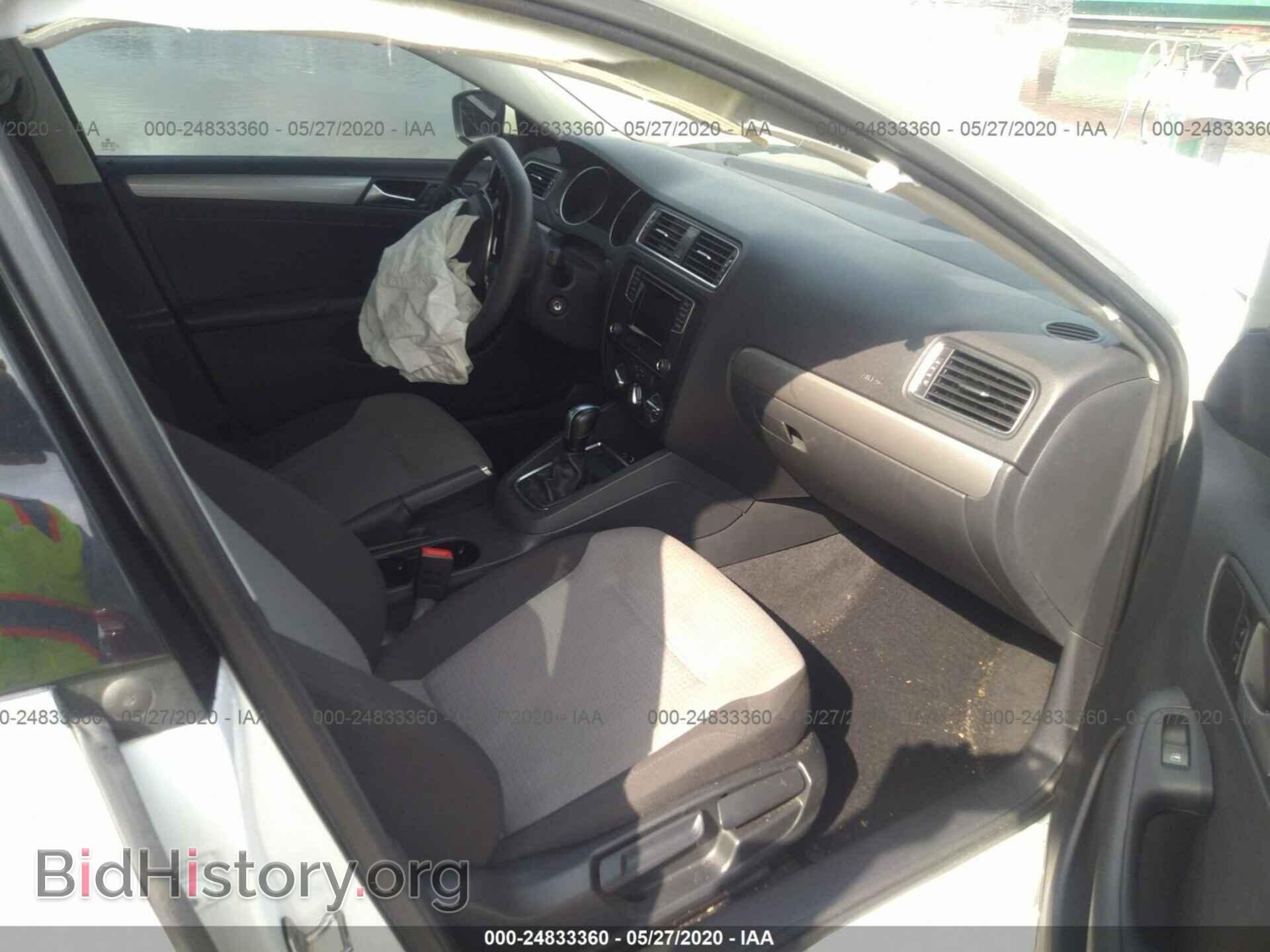 2017 VOLKSWAGEN JETTA - VIN: 3VW2B7AJ7HM351738 - Photo 5