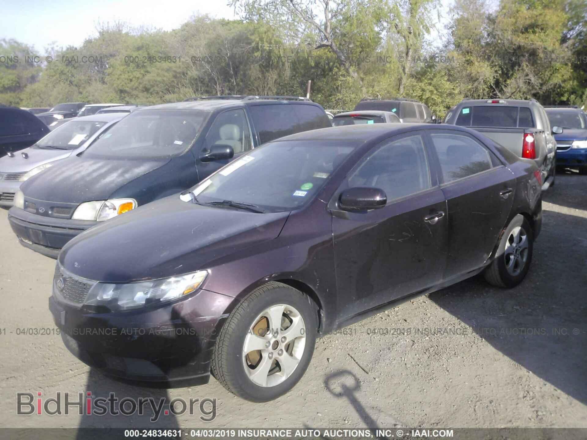2011 KIA FORTE - VIN: KNAFU4A20B5357705 - Фото 2