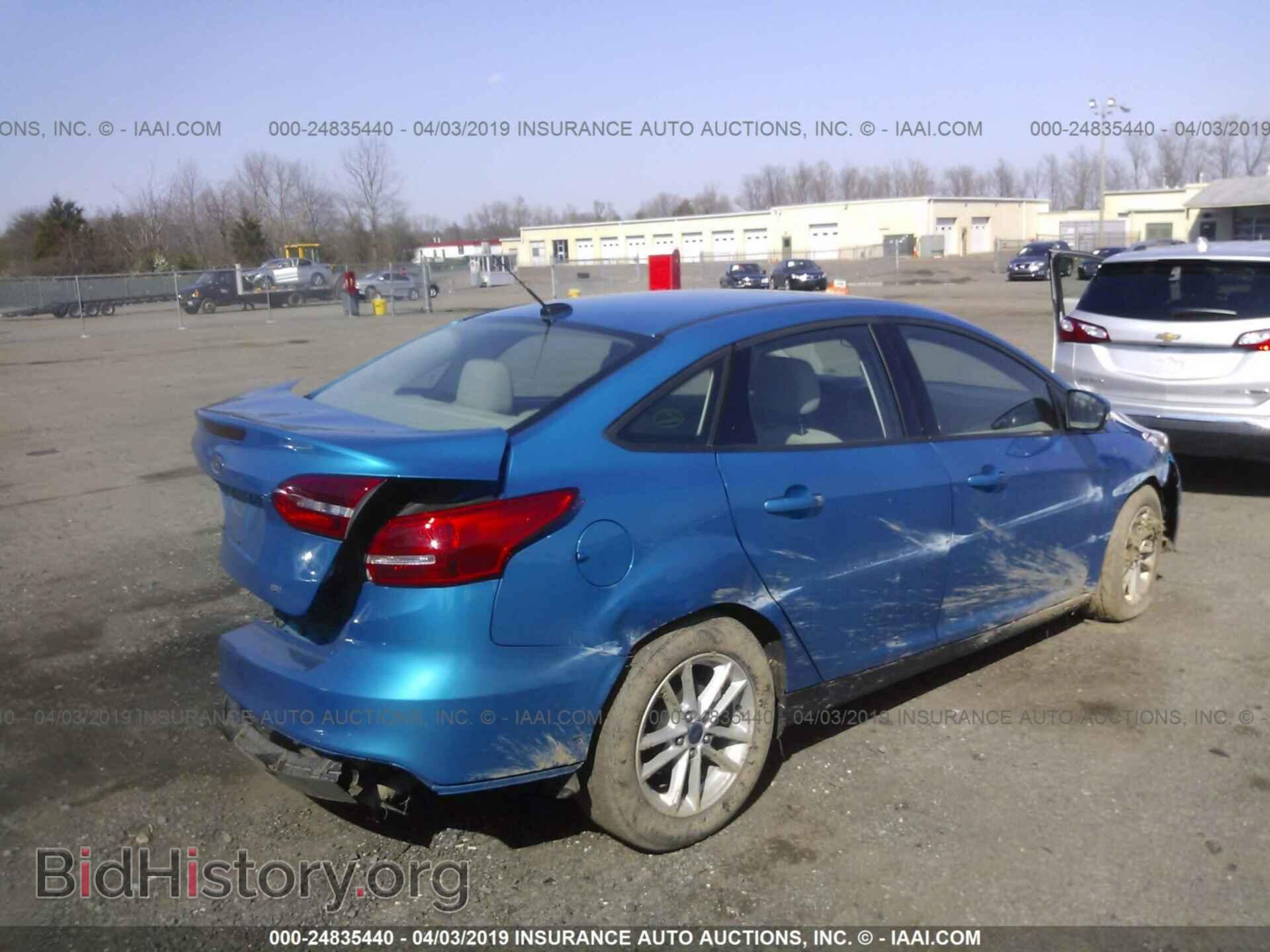 2017 FORD FOCUS - VIN: 1FADP3F29HL221605 - Фото 4
