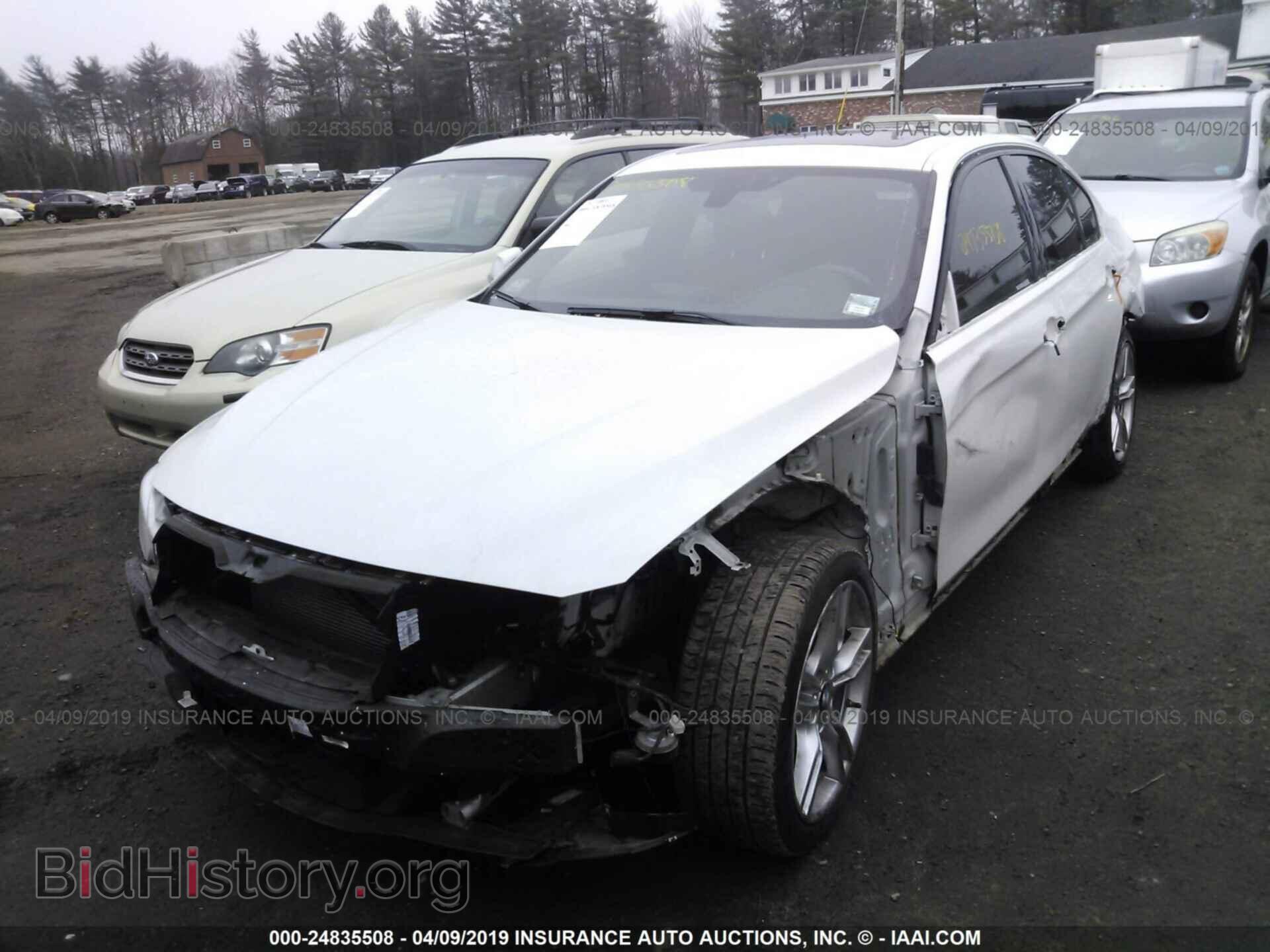 2015 BMW 328 - VIN: WBA3B5C57FF959619 - Фото 2