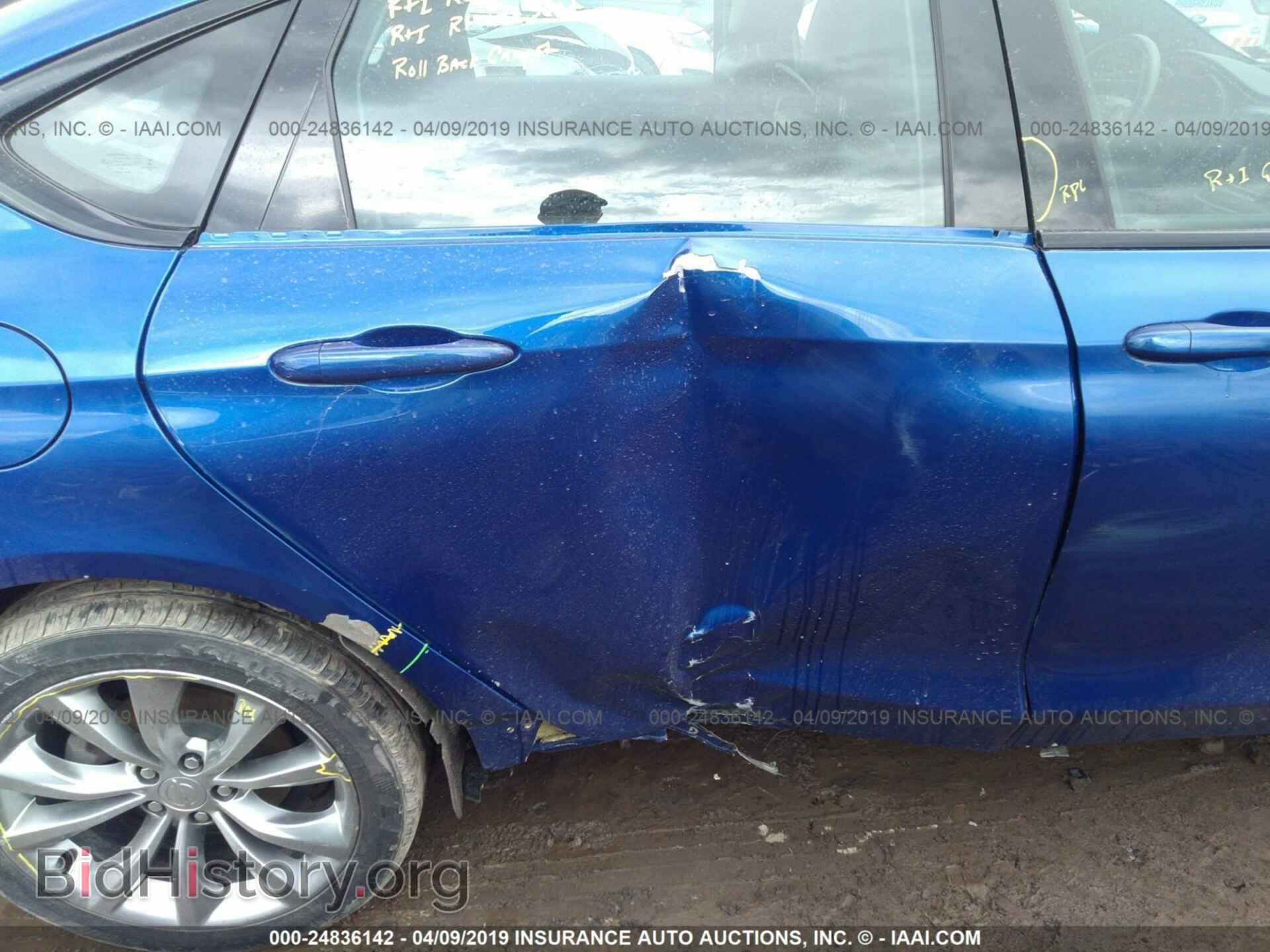 2016 CHRYSLER 200 - VIN: 1C3CCCBB3GN172965 - Фото 6