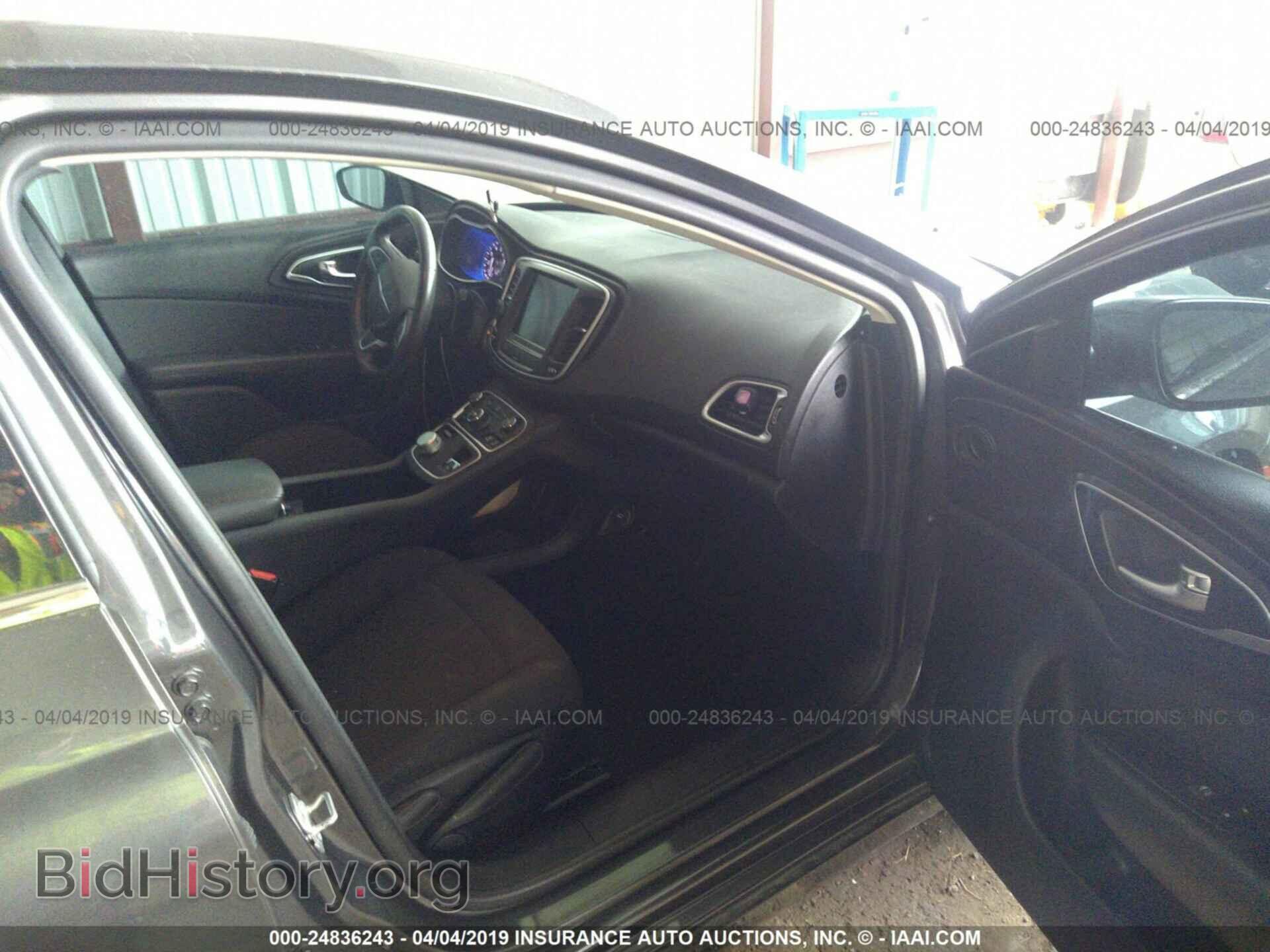 2016 CHRYSLER 200 - VIN: 1C3CCCAB3GN178234 - Фото 5