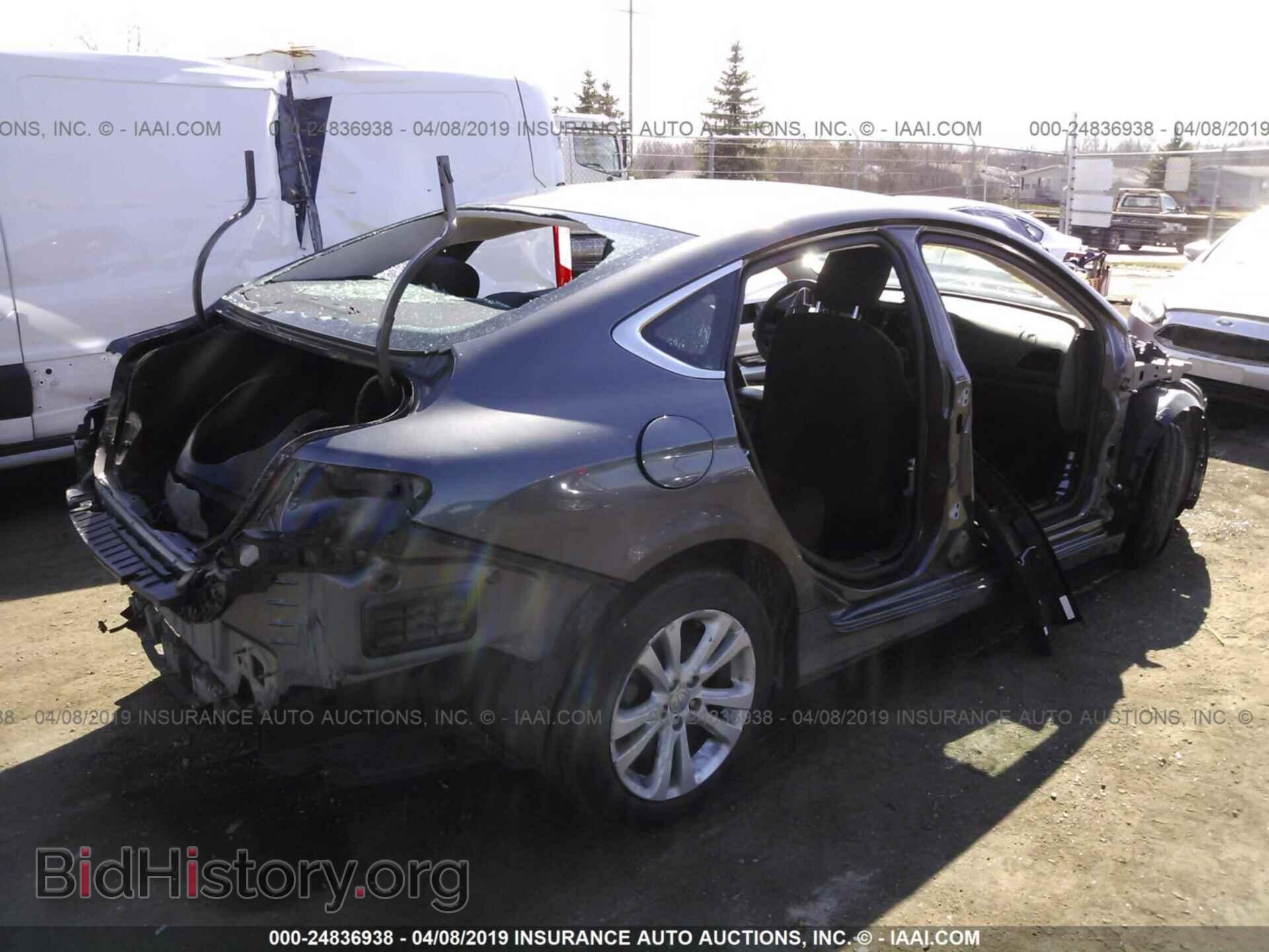 2015 CHRYSLER 200 - VIN: 1C3CCCABXFN577320 - Photo 4