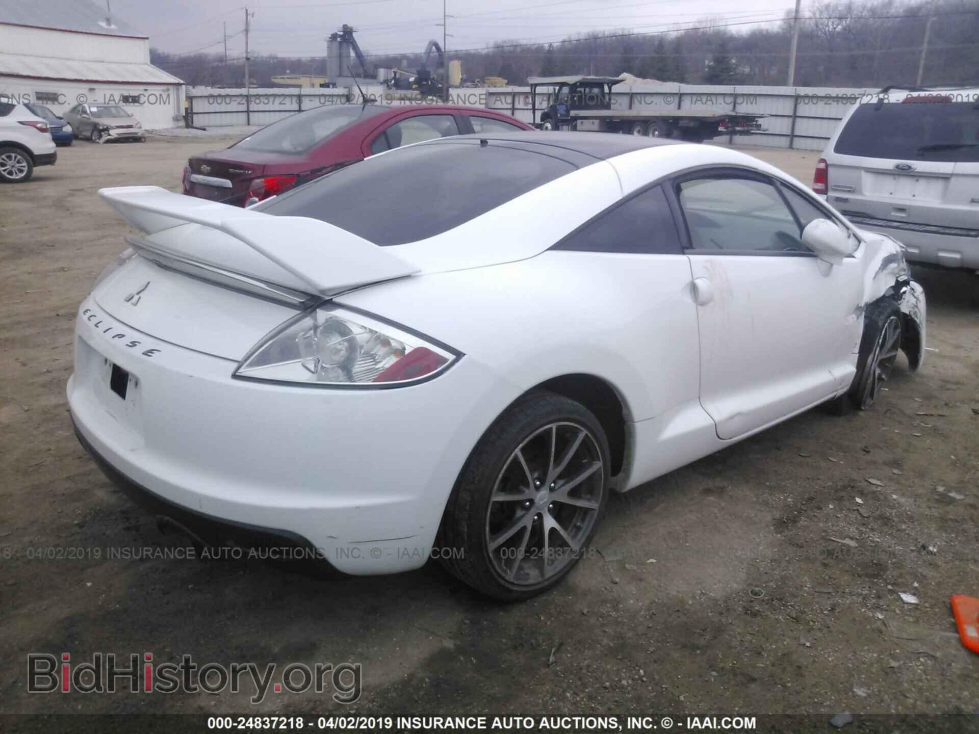 2011 MITSUBISHI ECLIPSE - VIN: 4A31K5DF0BE001405 - Photo 4
