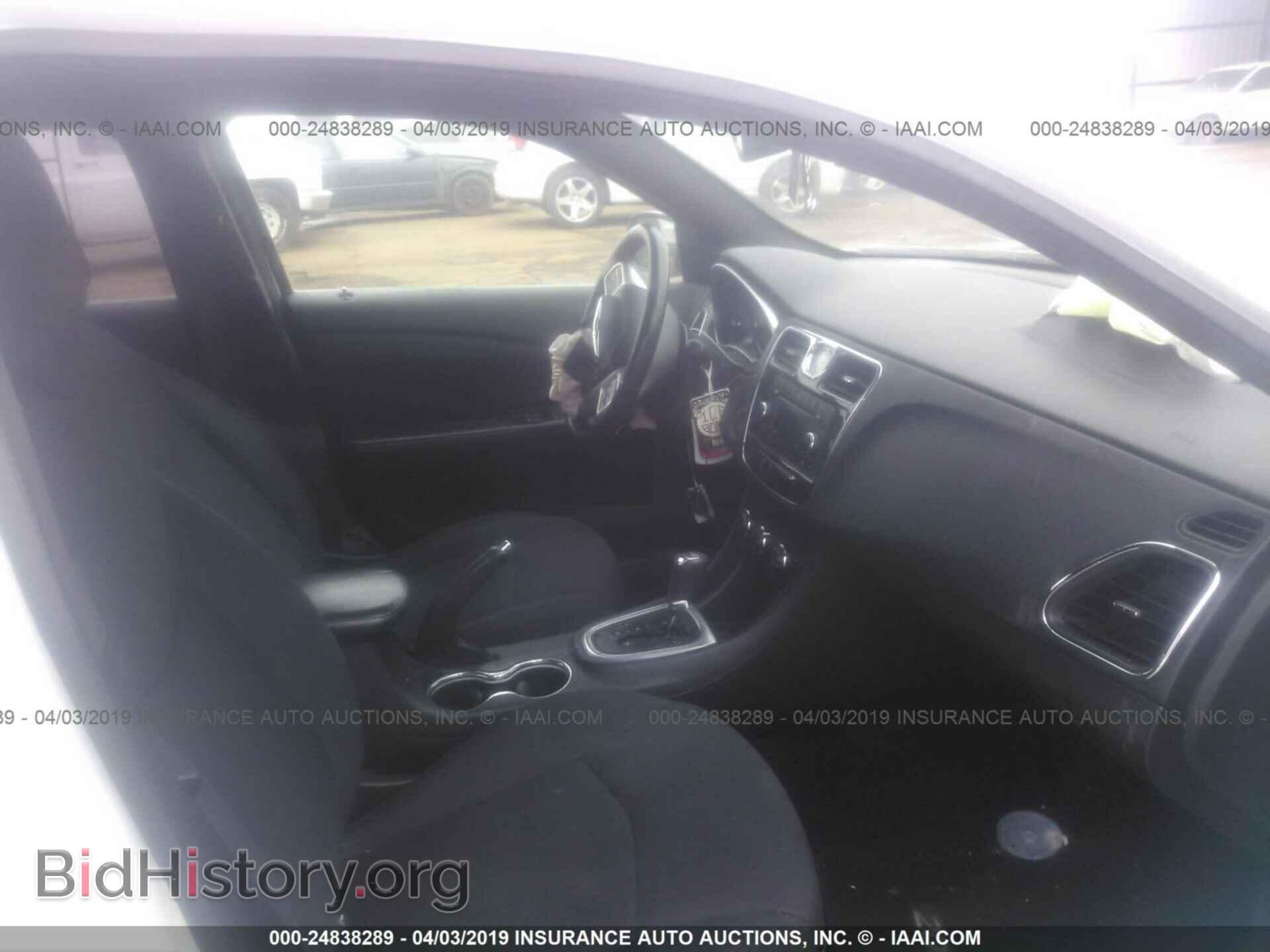 2013 CHRYSLER 200 - VIN: 1C3CCBBB3DN545640 - Фото 5