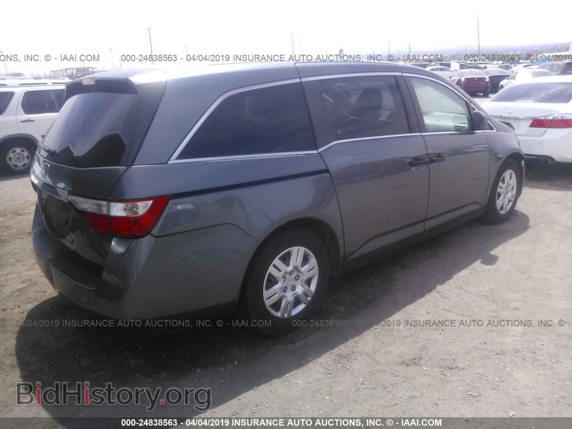 2011 HONDA ODYSSEY - VIN: 5FNRL5H23BB043396 - Фото 4