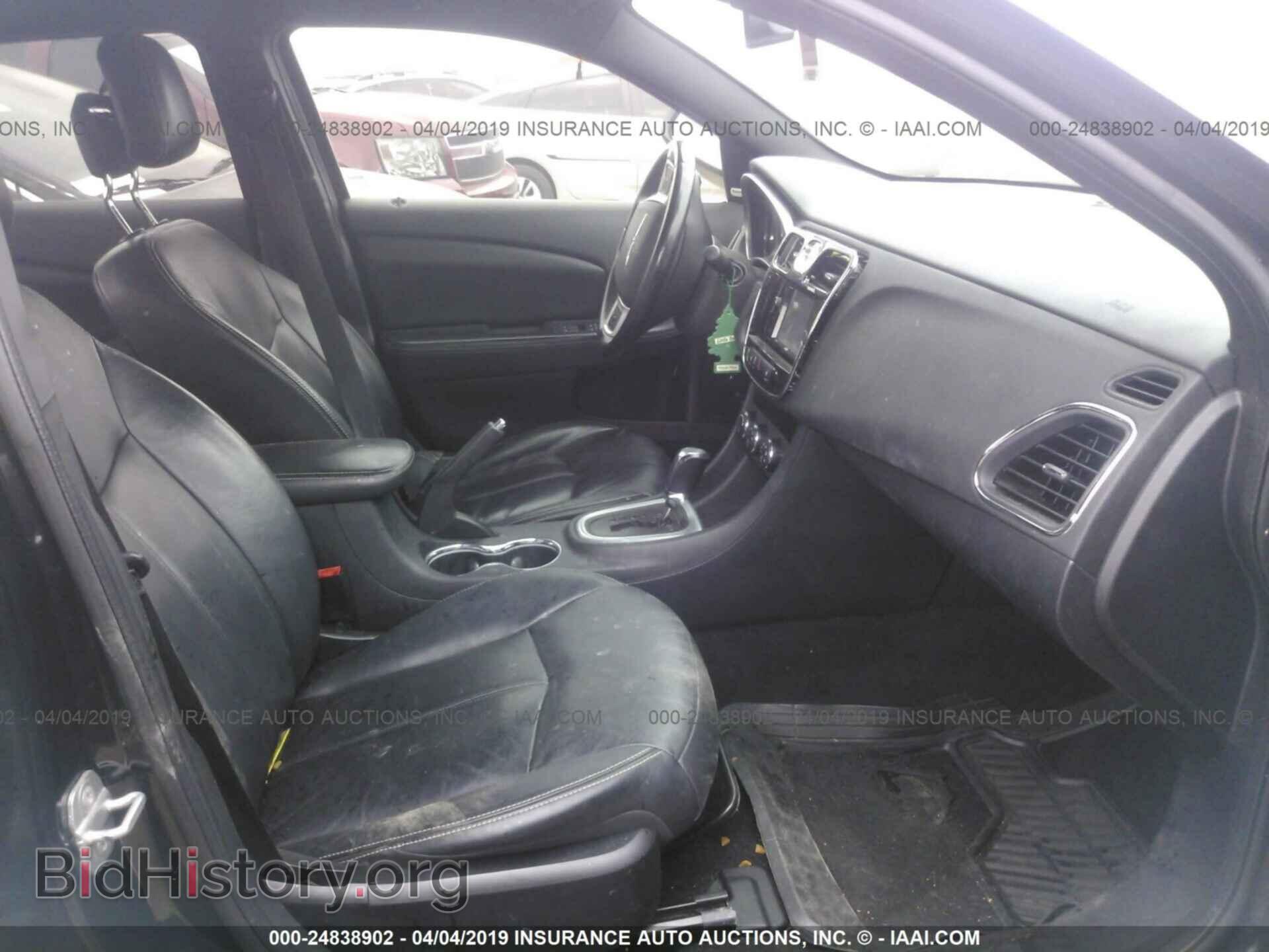 2011 CHRYSLER 200 - VIN: 1C3BC2FG9BN517596 - Фото 5