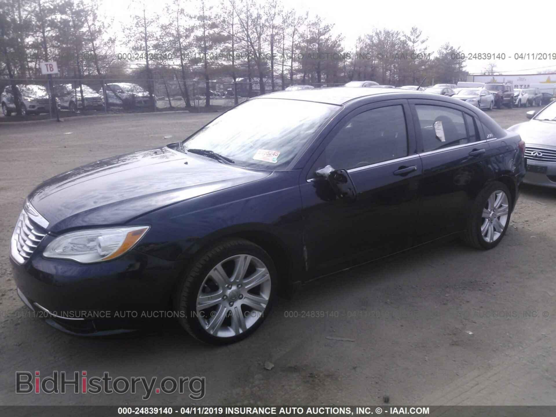 2014 CHRYSLER 200 - VIN: 1C3CCBBB6EN152507 - Фото 2