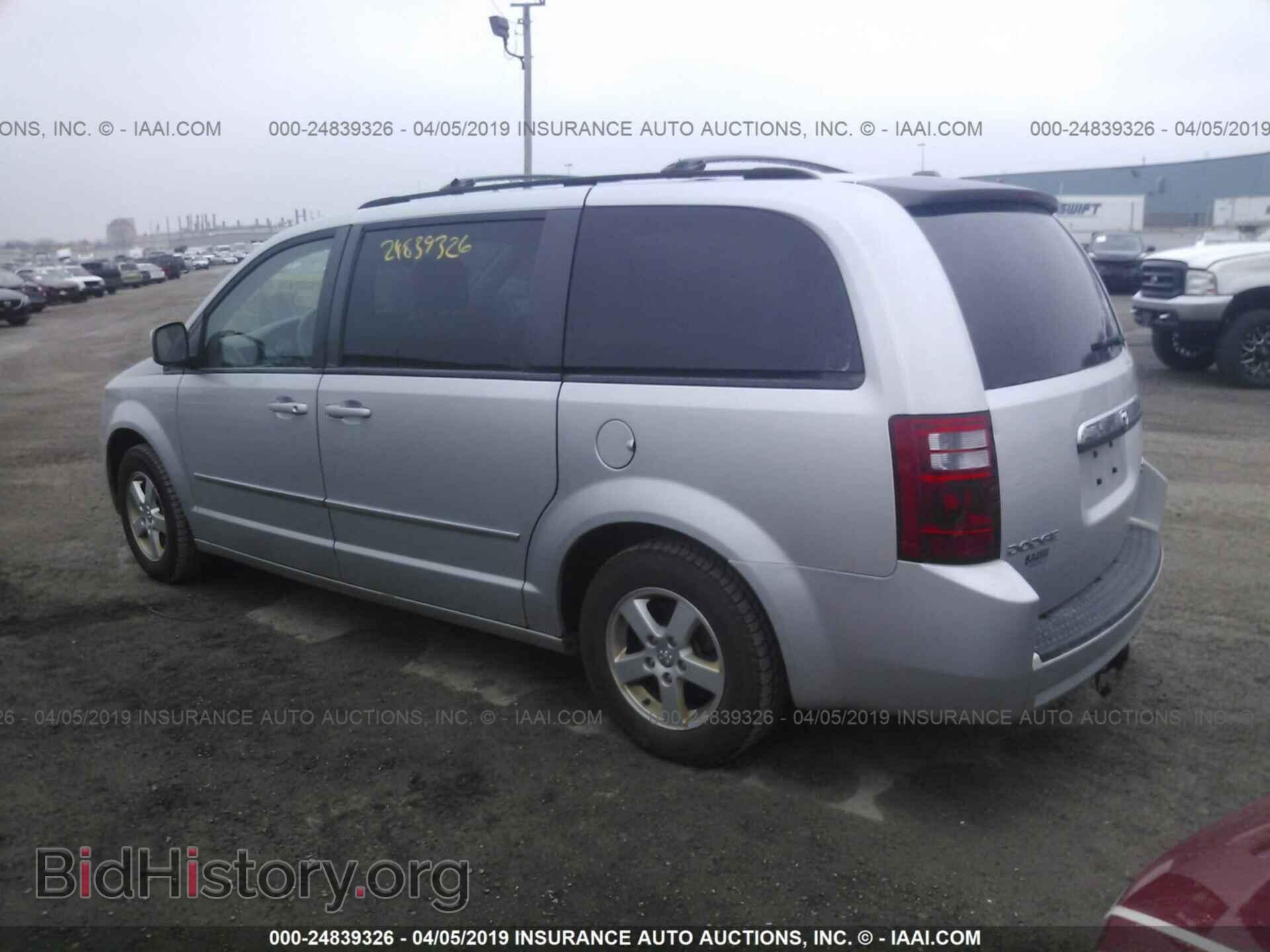 2010 DODGE GRAND CARAVAN - VIN: 2D4RN5D12AR498236 - Фото 3