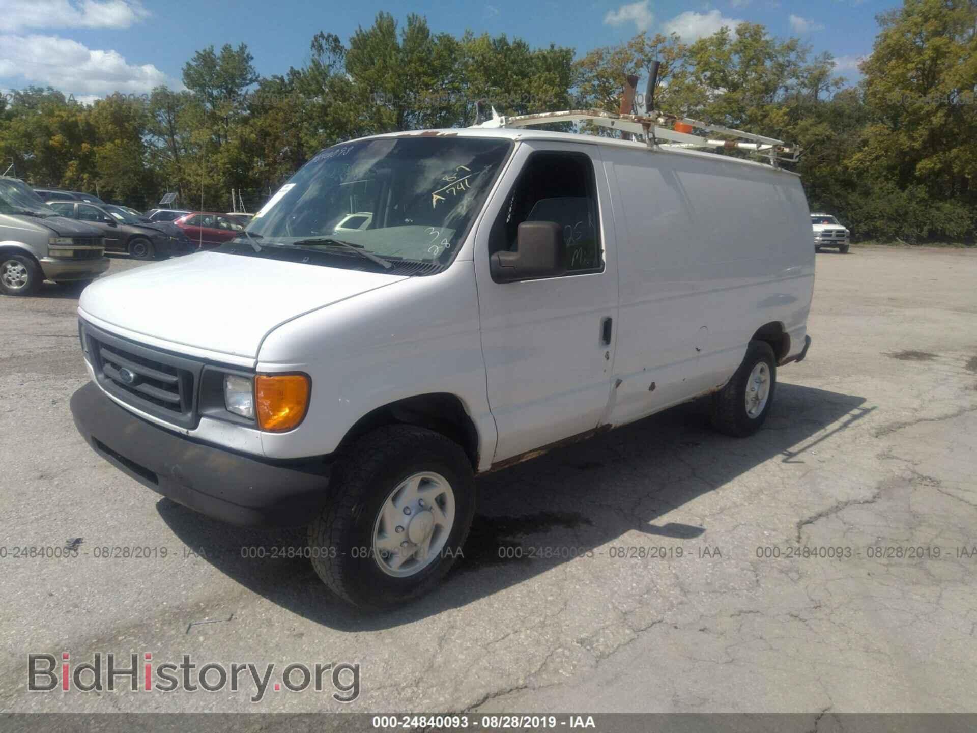 2005 FORD ECONOLINE - VIN: 1FTNE24L35HB20116 - Фото 2