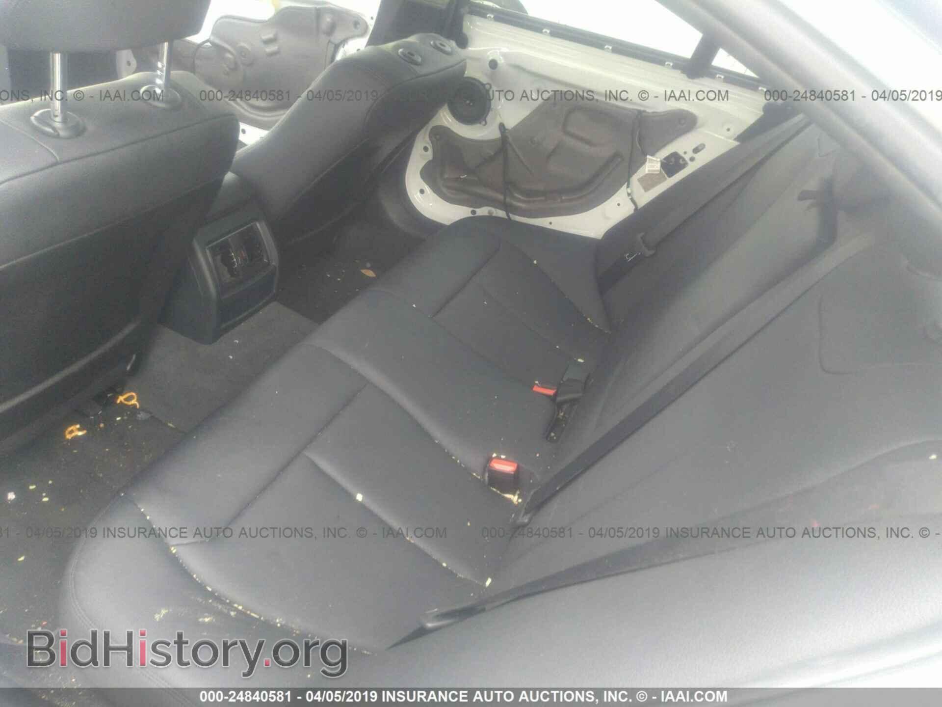 2016 BMW 320 - VIN: WBA8E1G50GNT34860 - Фото 8