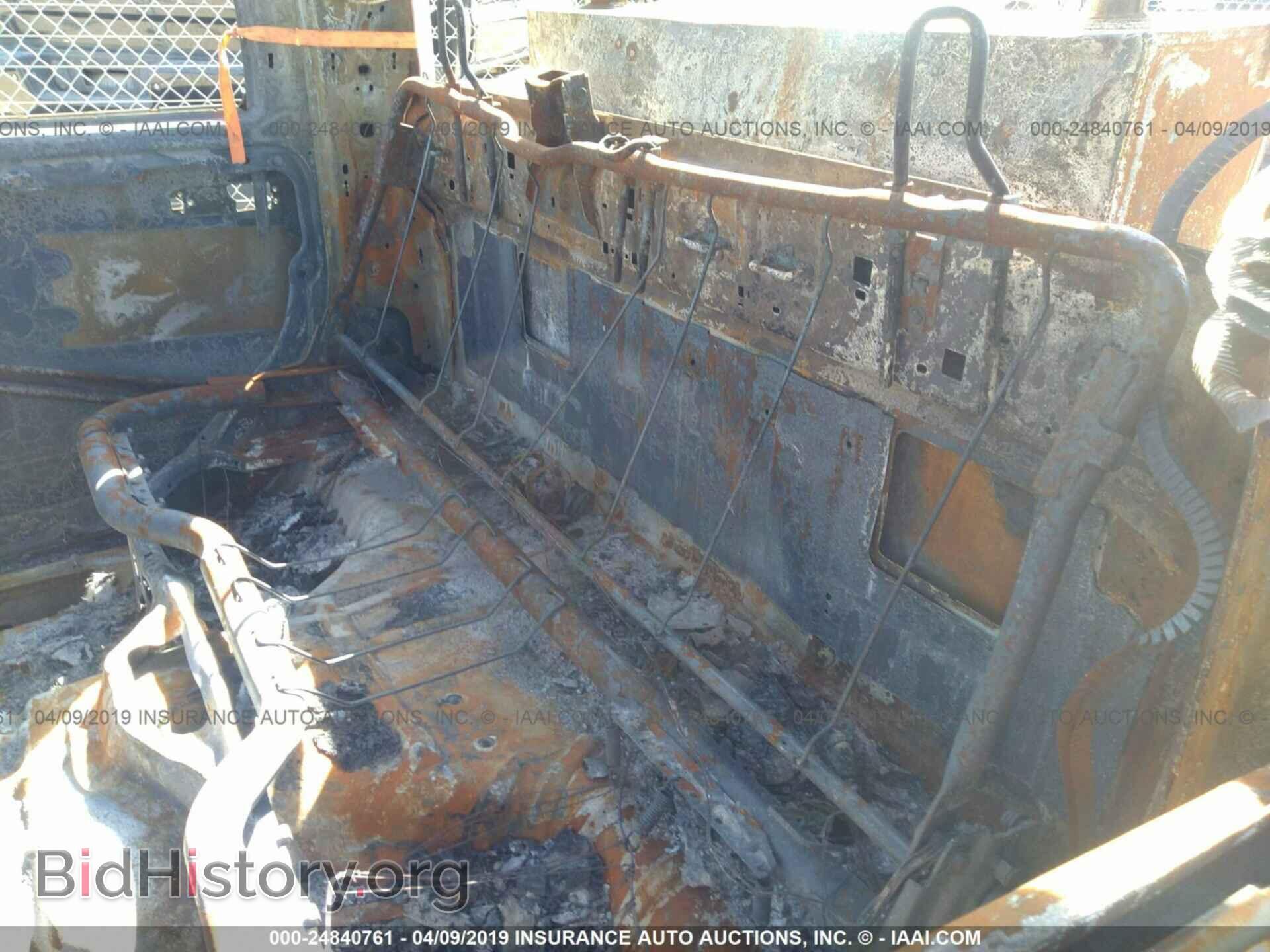 2015 RAM 2500 - VIN: 3C6UR5HL6FG587982 - Фото 8