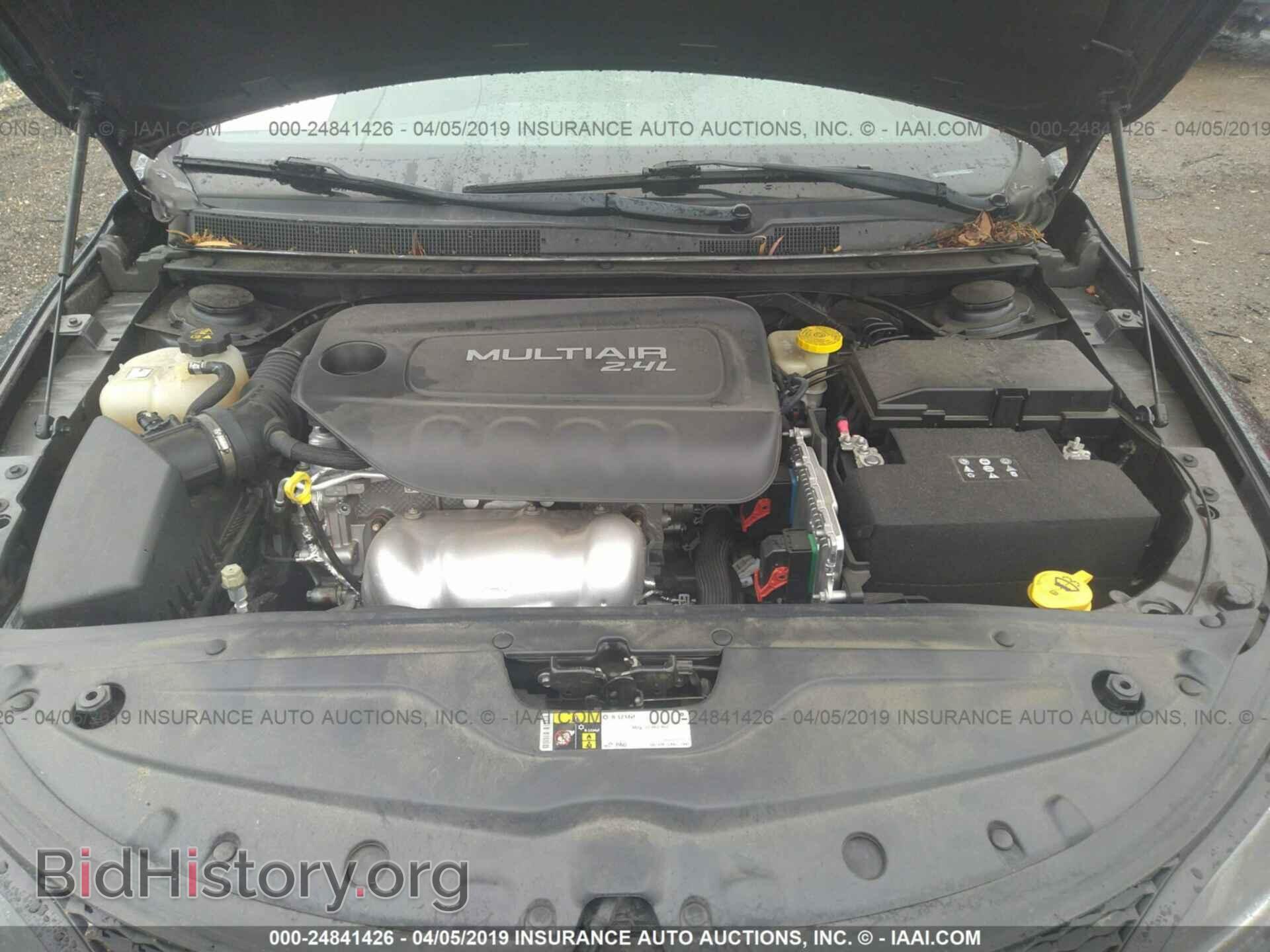 2016 CHRYSLER 200 - VIN: 1C3CCCBB7GN189297 - Photo 10
