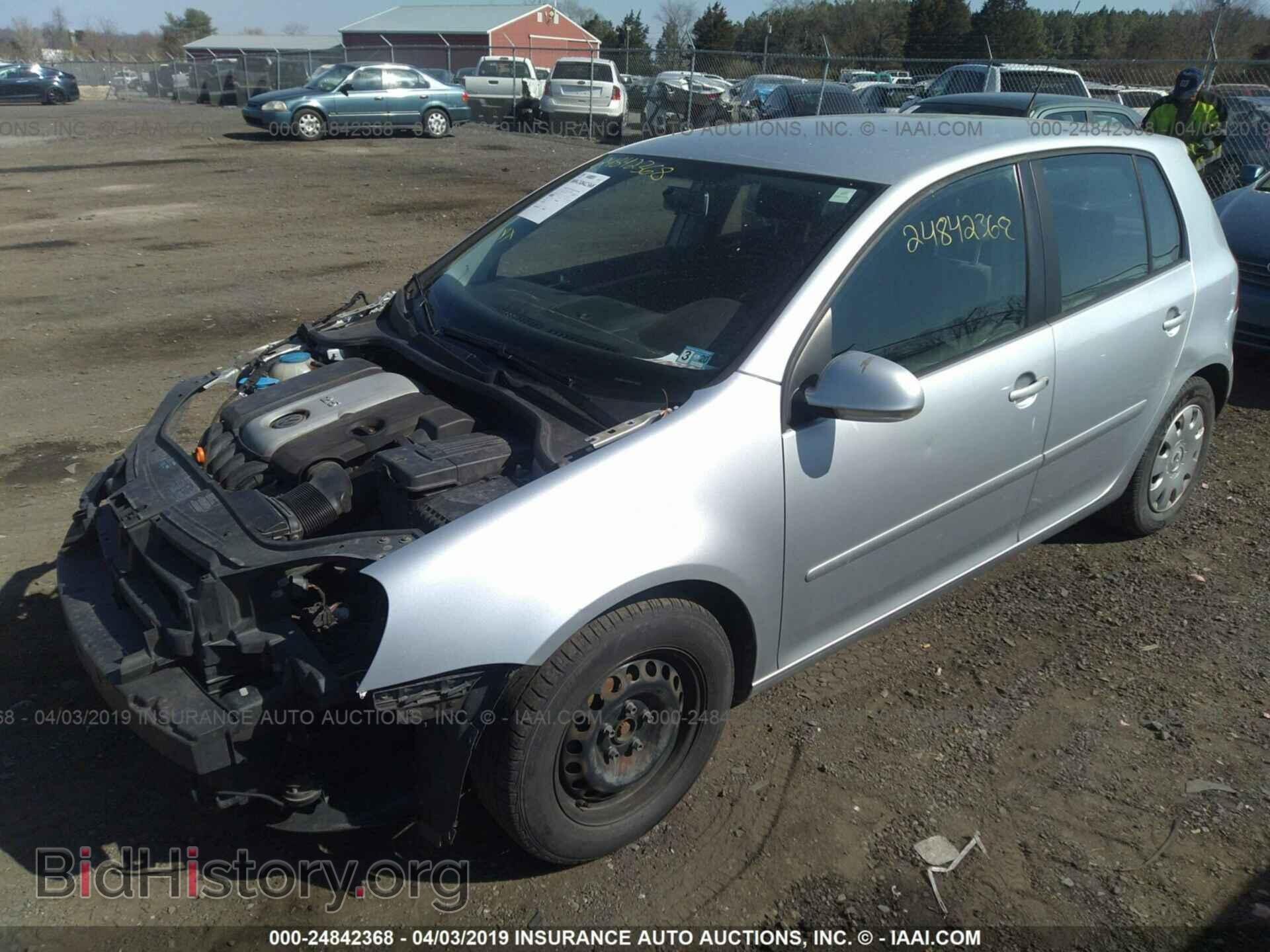 2009 VOLKSWAGEN RABBIT - VIN: WVWDA71K79W113879 - Фото 2