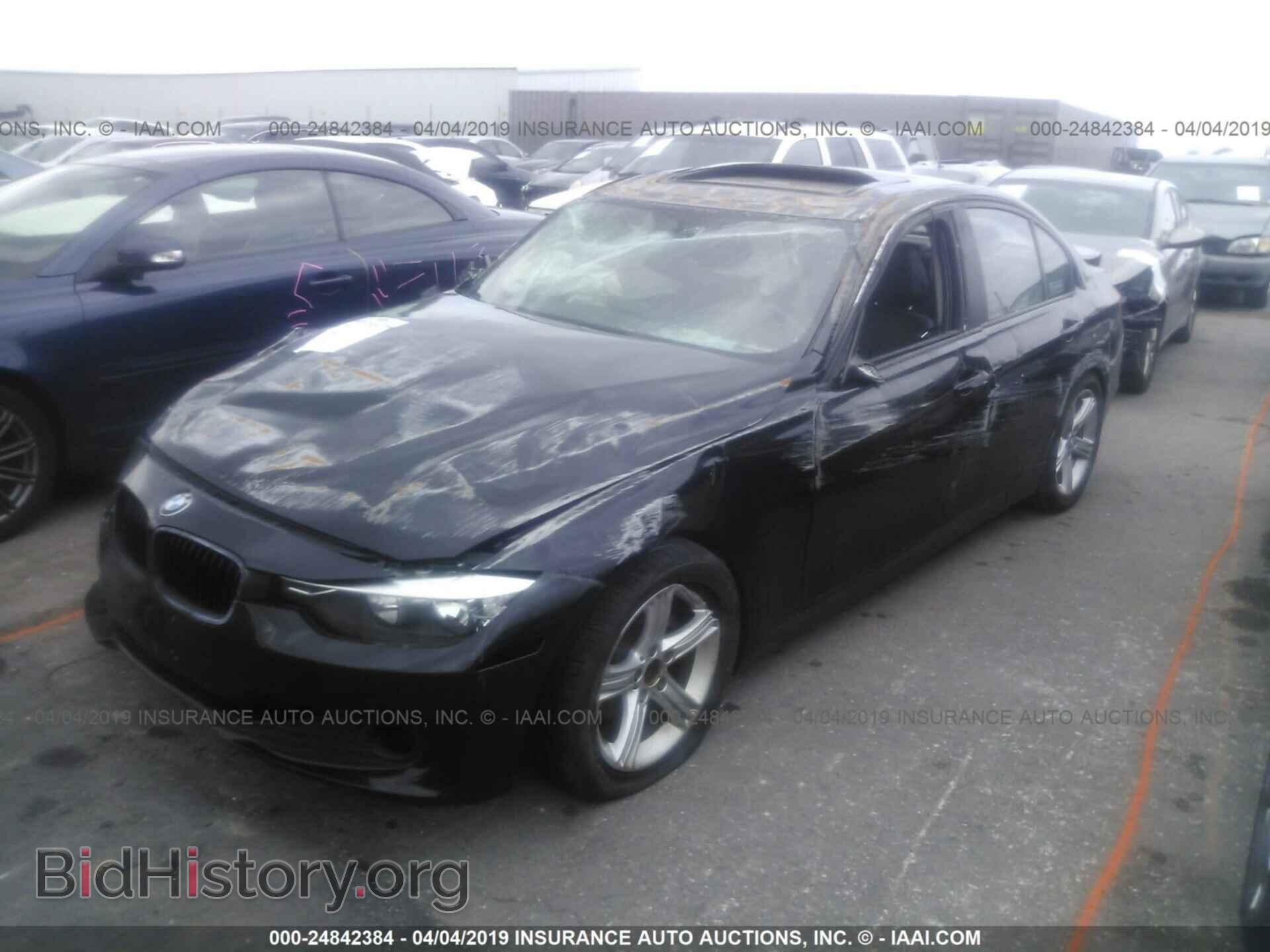 2013 BMW 320 - VIN: WBA3B1C51DK129487 - Фото 2