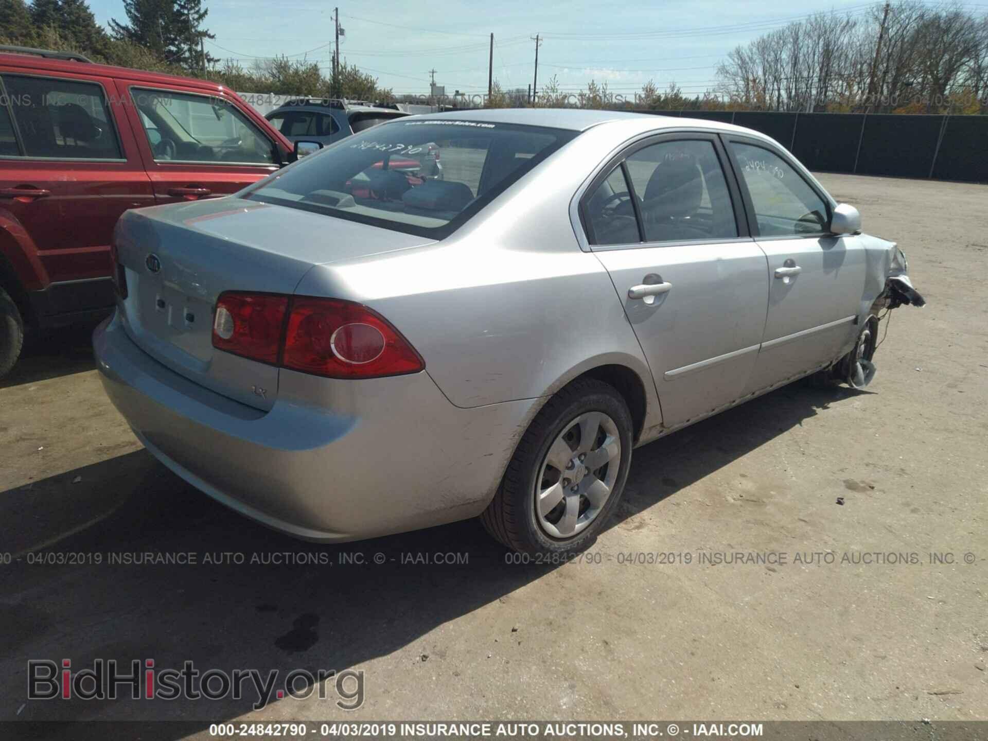 2006 KIA OPTIMA - VIN: KNAGE123765029890 - Photo 4