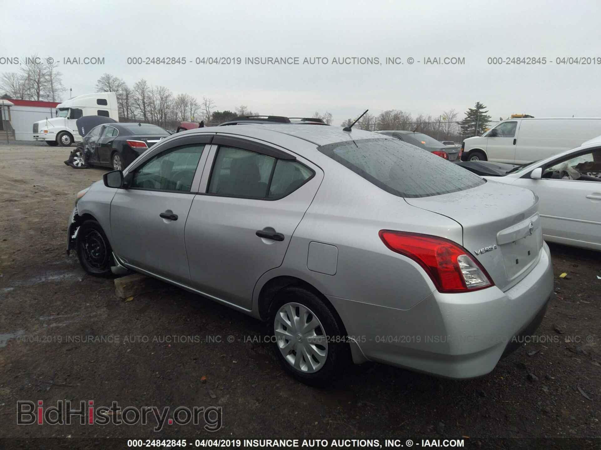 2019 NISSAN VERSA - VIN: 3N1CN7AP3KL831052 - Фото 3