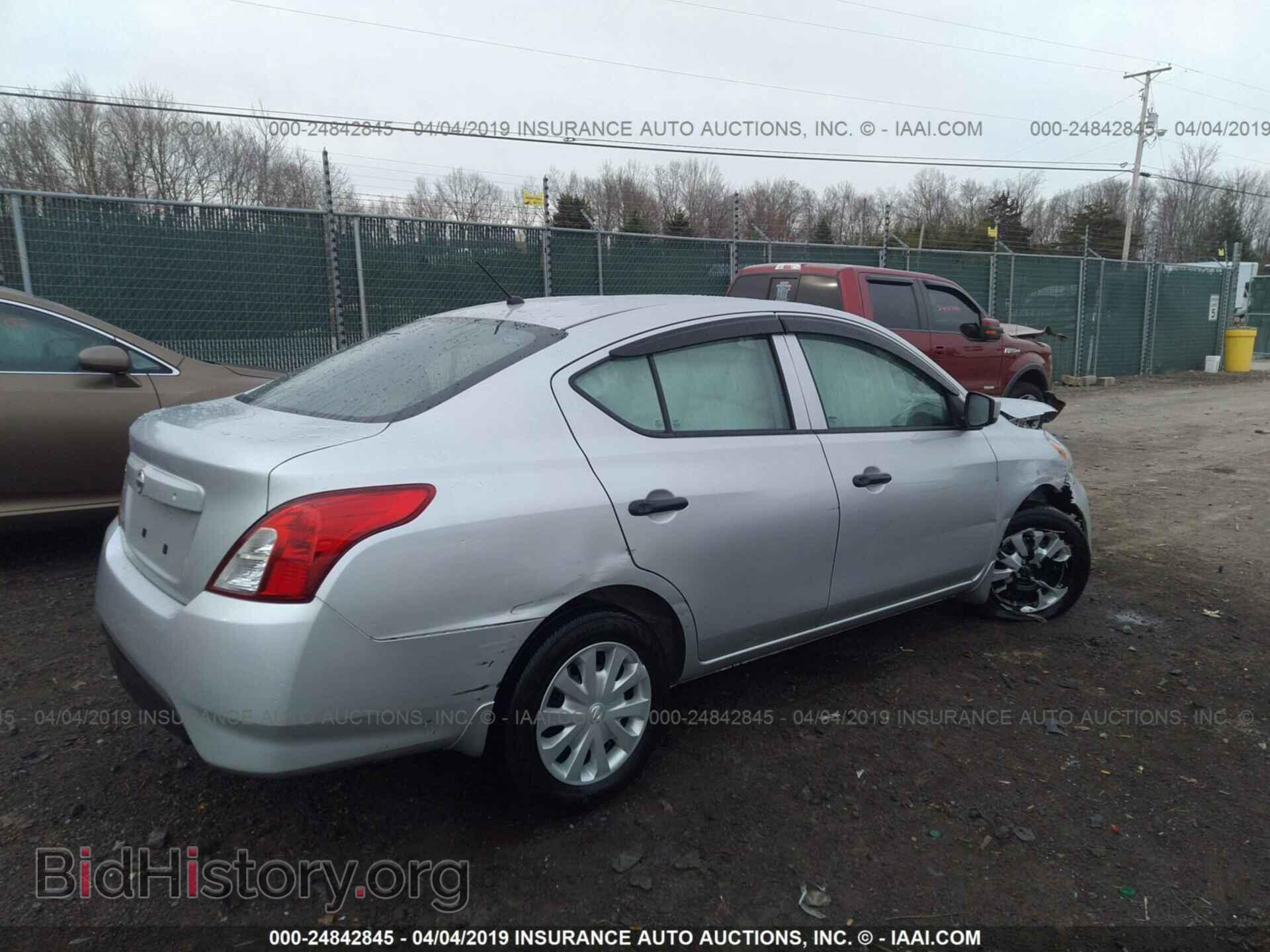 2019 NISSAN VERSA - VIN: 3N1CN7AP3KL831052 - Фото 4