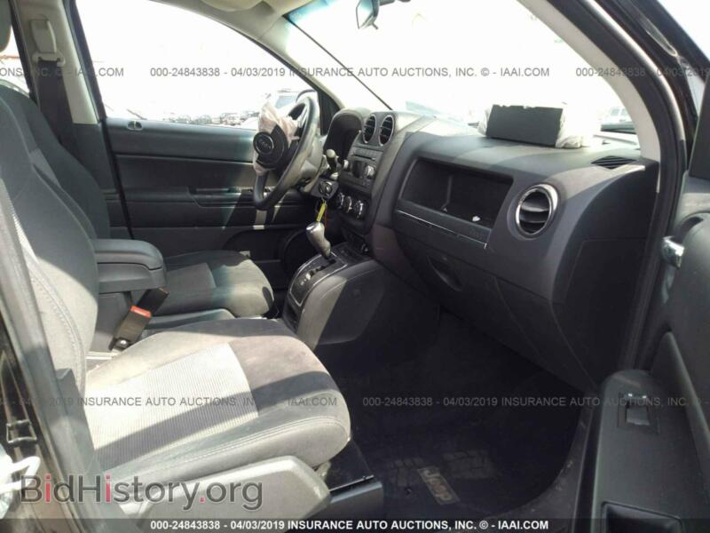 2012 Jeep COMPASS (VIN 1C4NJCBA0CD678027) — фото 5 из 10