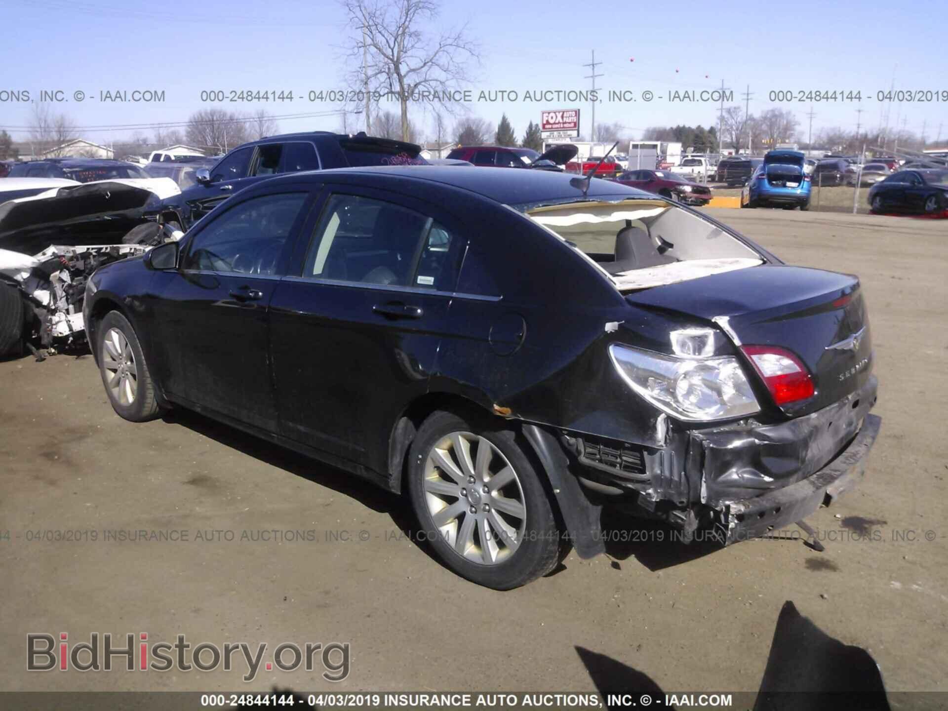 2010 CHRYSLER SEBRING - VIN: 1C3CC5FB5AN199923 - Фото 3