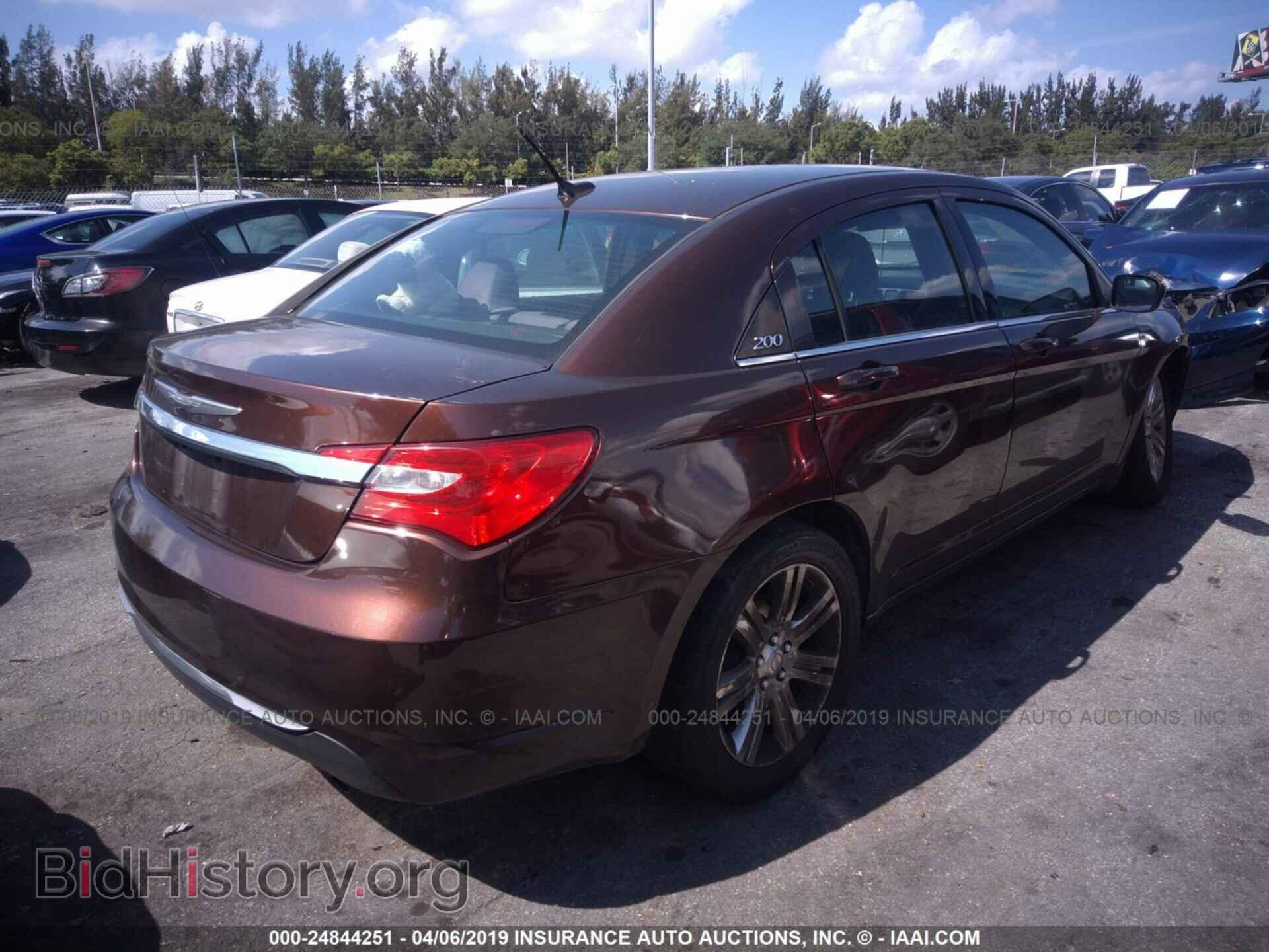 2013 CHRYSLER 200 - VIN: 1C3CCBAB5DN648267 - Photo 4