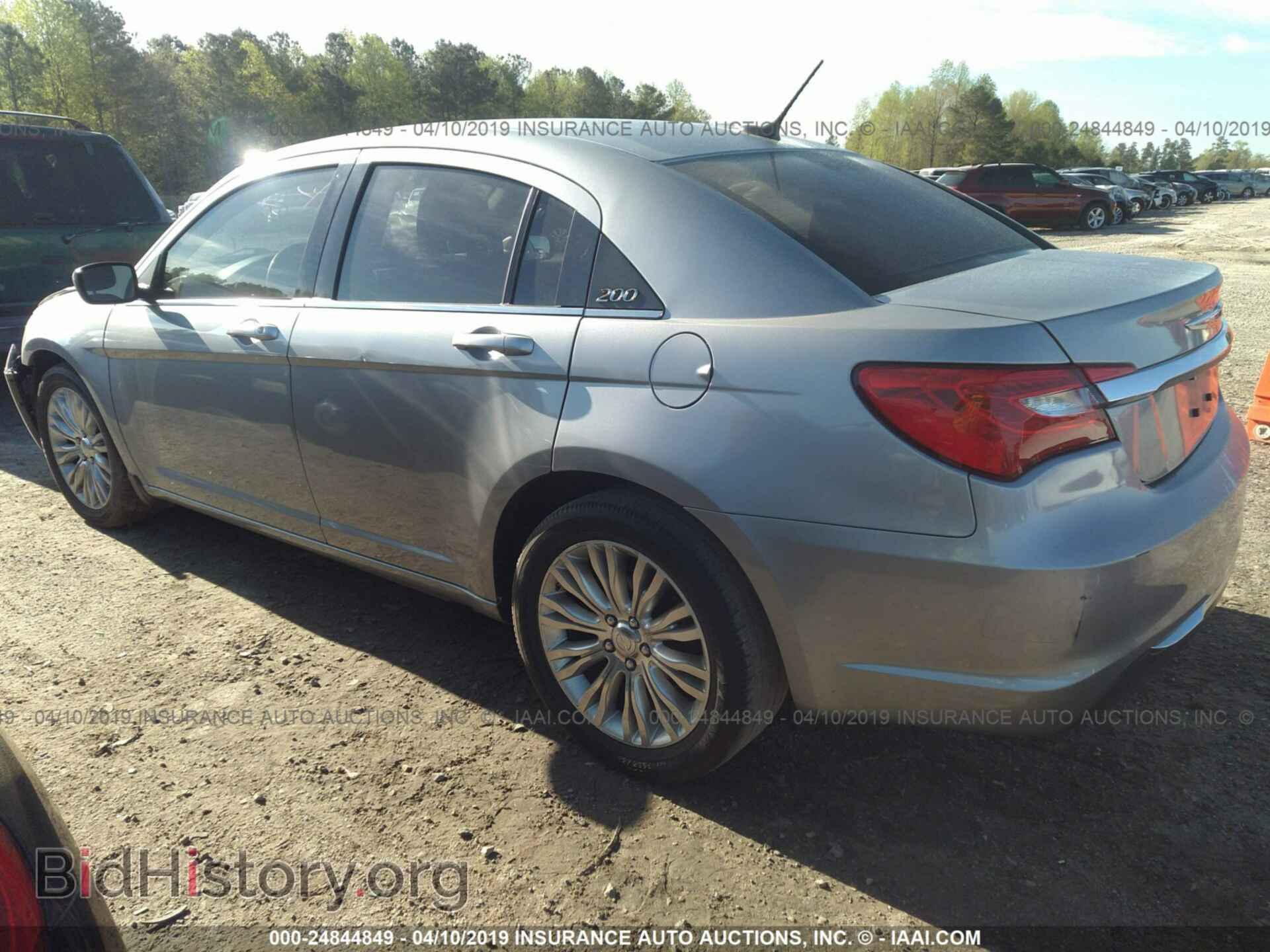 2013 CHRYSLER 200 - VIN: 1C3CCBAB0DN671066 - Photo 3