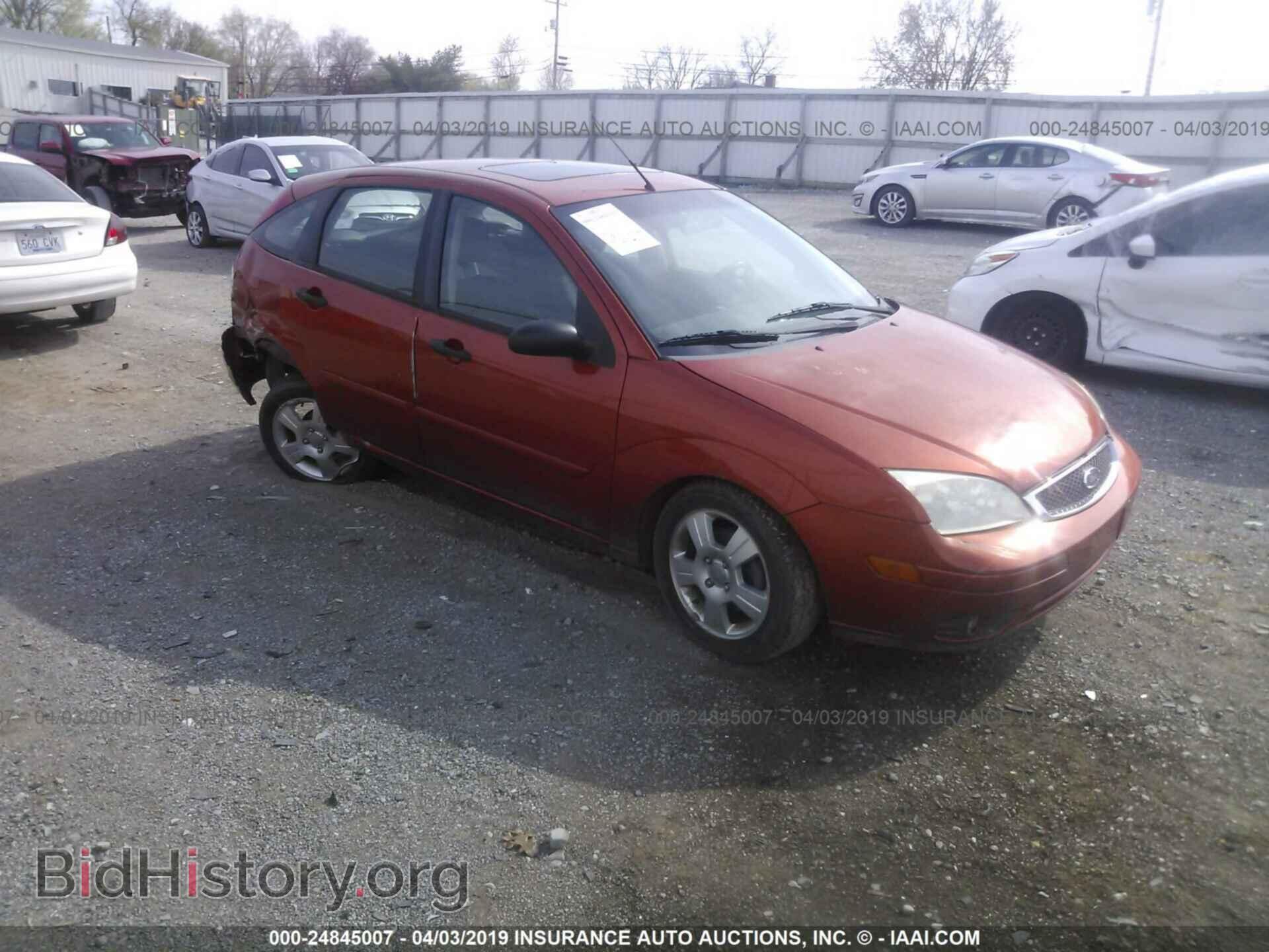 Photo 3FAFP37N85R120232 - FORD FOCUS 2005
