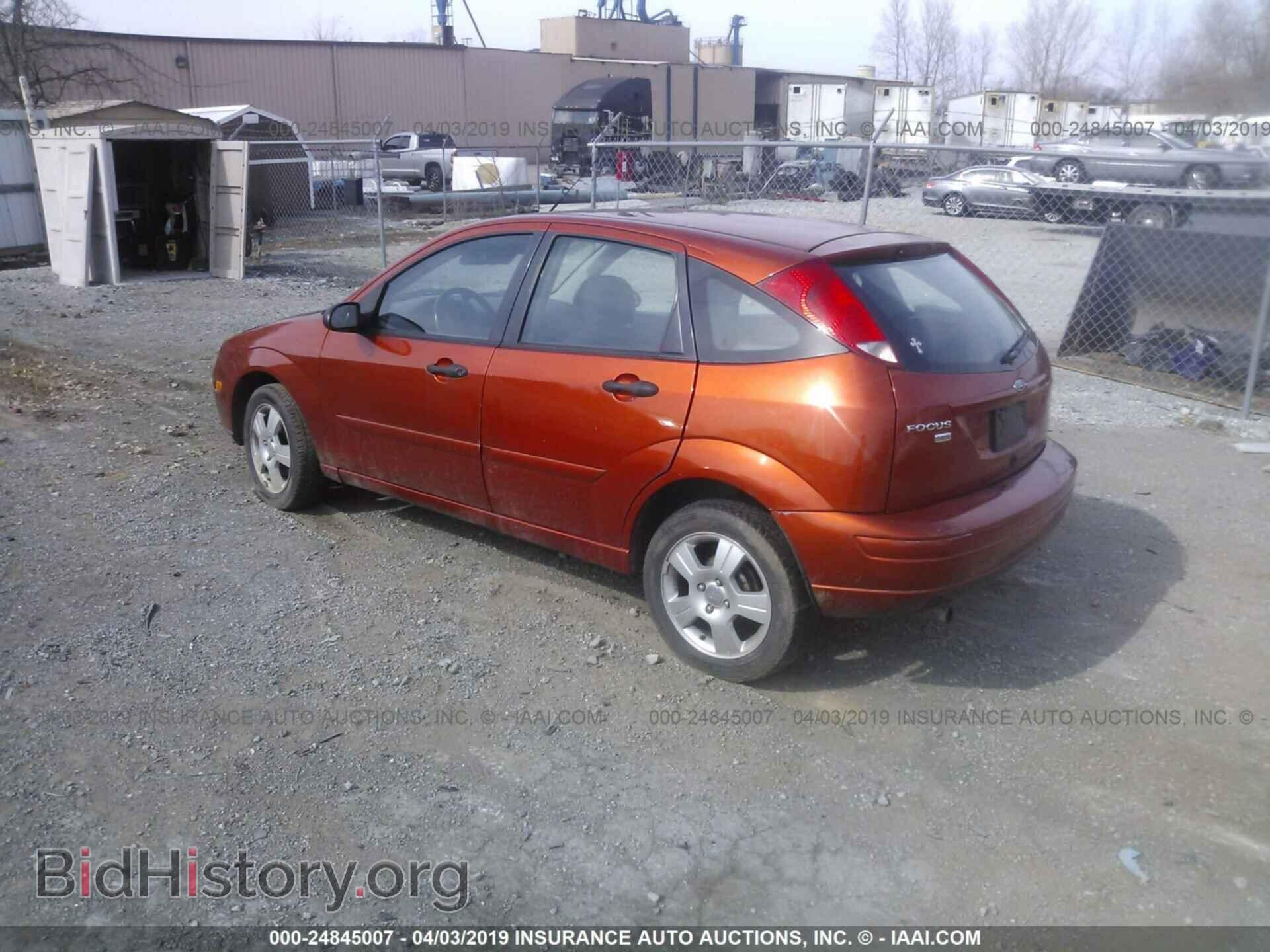 2005 FORD FOCUS - VIN: 3FAFP37N85R120232 - Фото 3