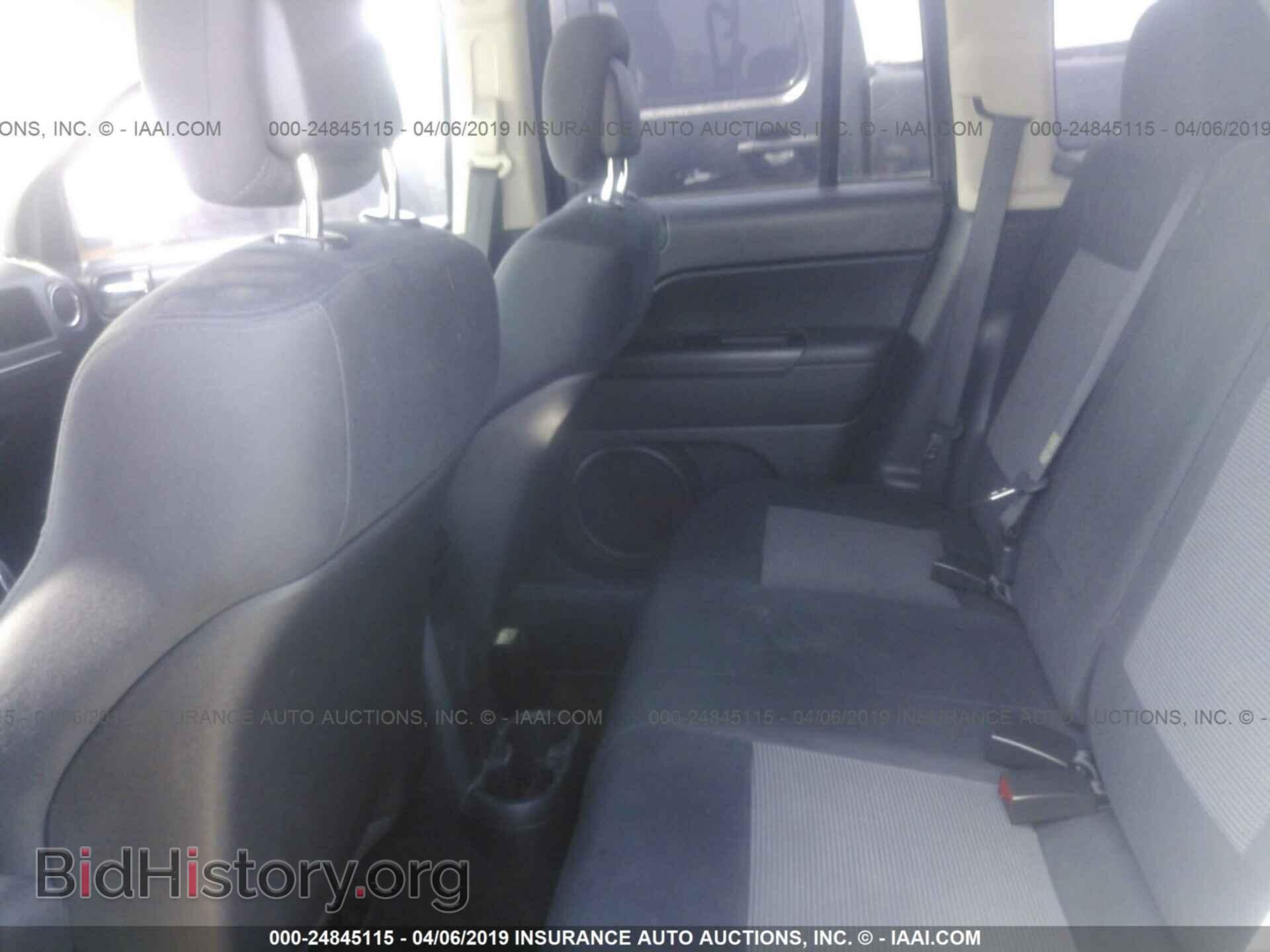 2012 JEEP COMPASS - VIN: 1C4NJDBB2CD588814 - Фото 8