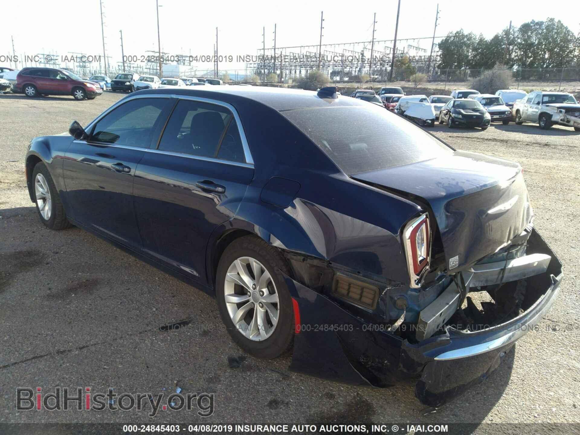 2015 CHRYSLER 300 - VIN: 2C3CCAAG1FH743121 - Фото 3