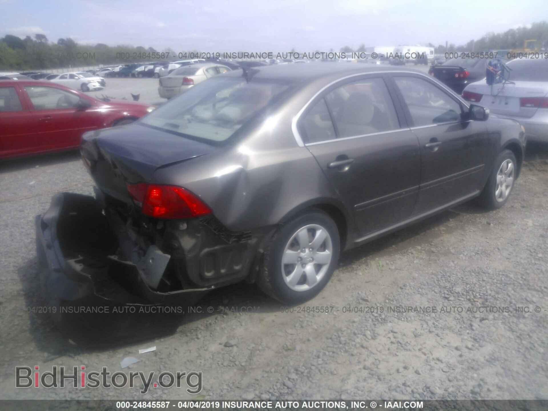 2009 KIA OPTIMA - VIN: KNAGE228995304567 - Фото 4