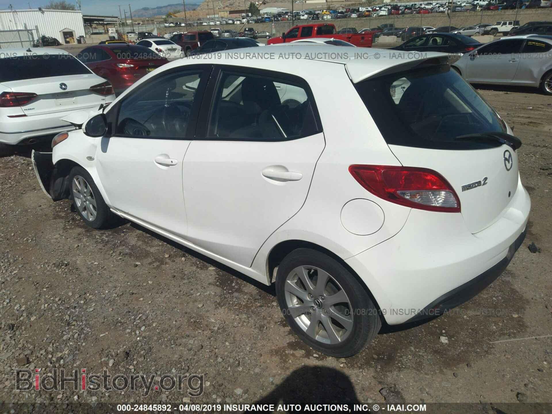 2014 MAZDA MAZDA2 - VIN: JM1DE1LY3E0174968 - Фото 3
