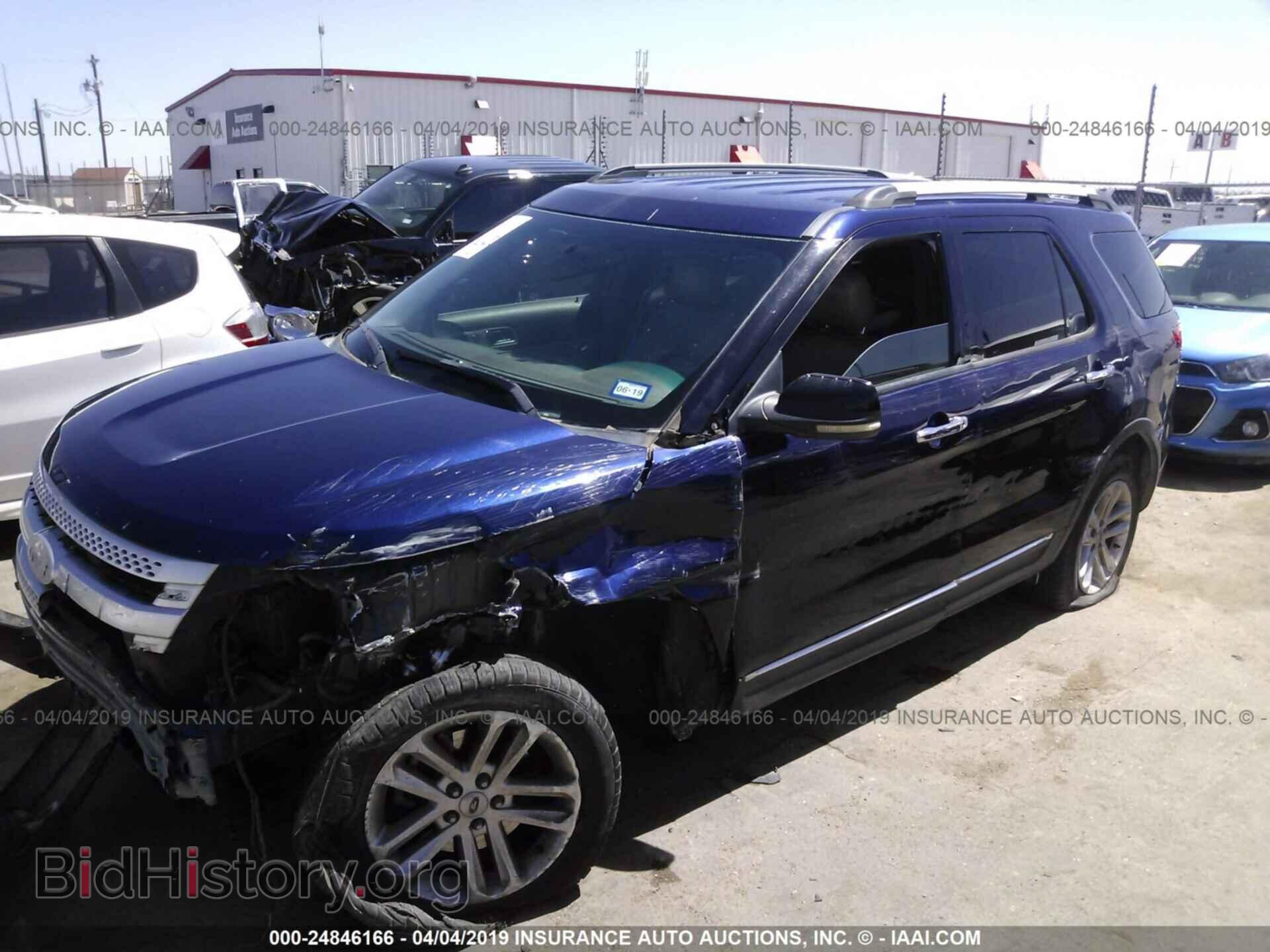 2011 FORD EXPLORER - VIN: 1FMHK7D85BGA61713 - Photo 2