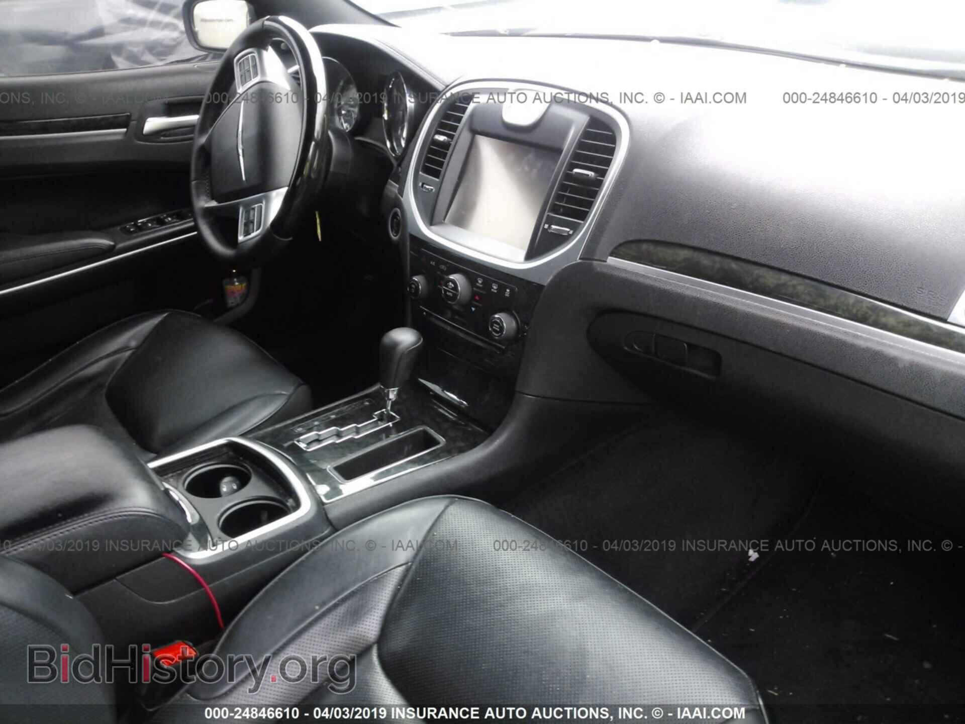 2013 CHRYSLER 300C - VIN: 2C3CCAKT2DH665733 - Фото 5