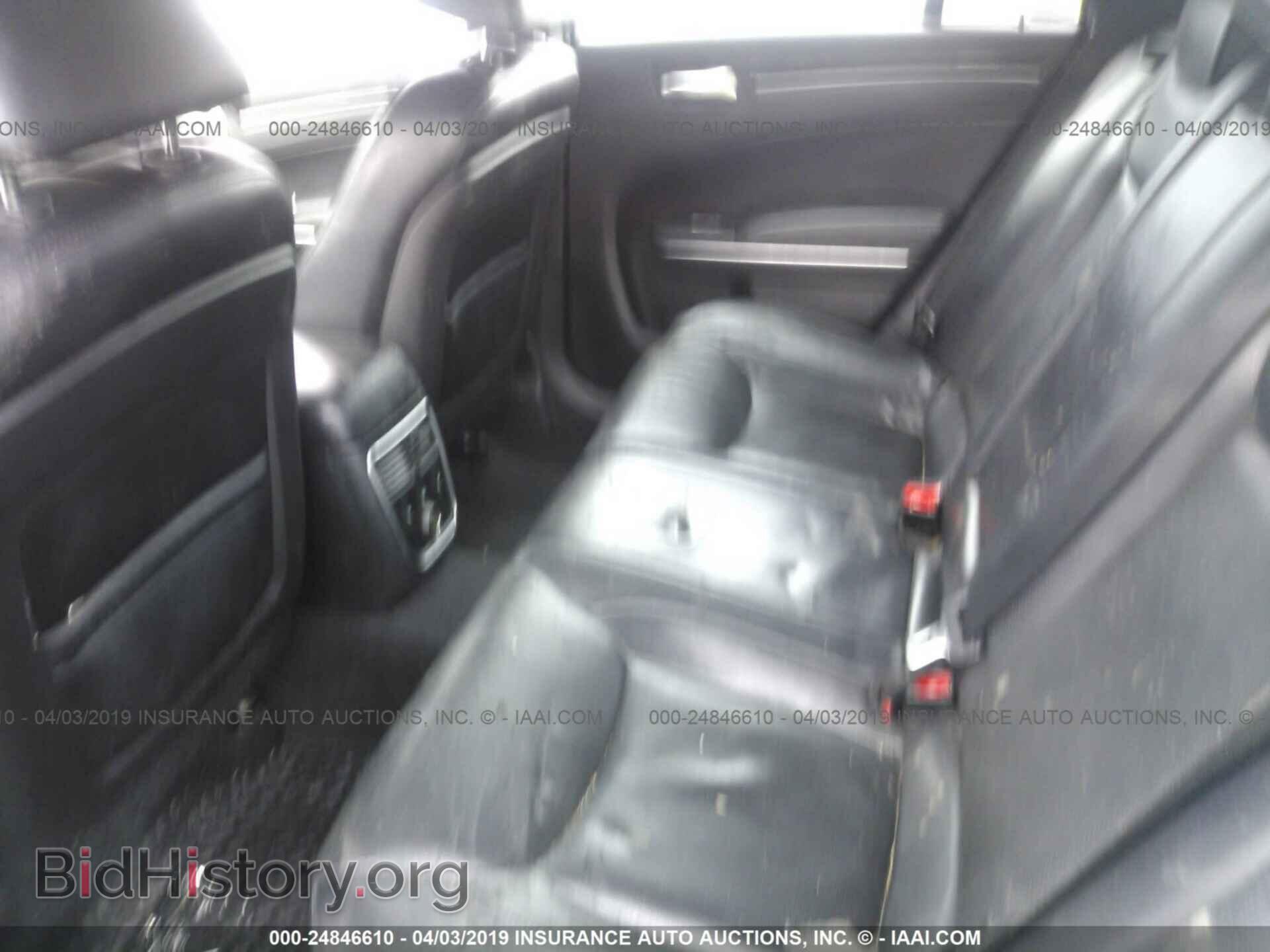 2013 CHRYSLER 300C - VIN: 2C3CCAKT2DH665733 - Фото 8