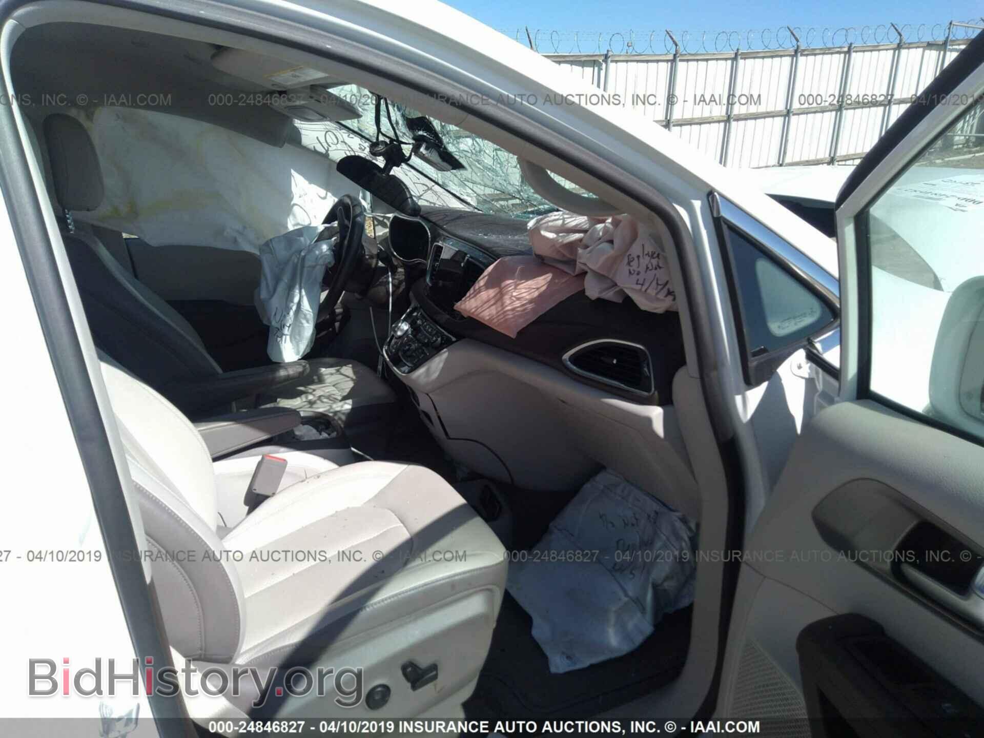 2018 CHRYSLER PACIFICA - VIN: 2C4RC1EGXJR217945 - Фото 5